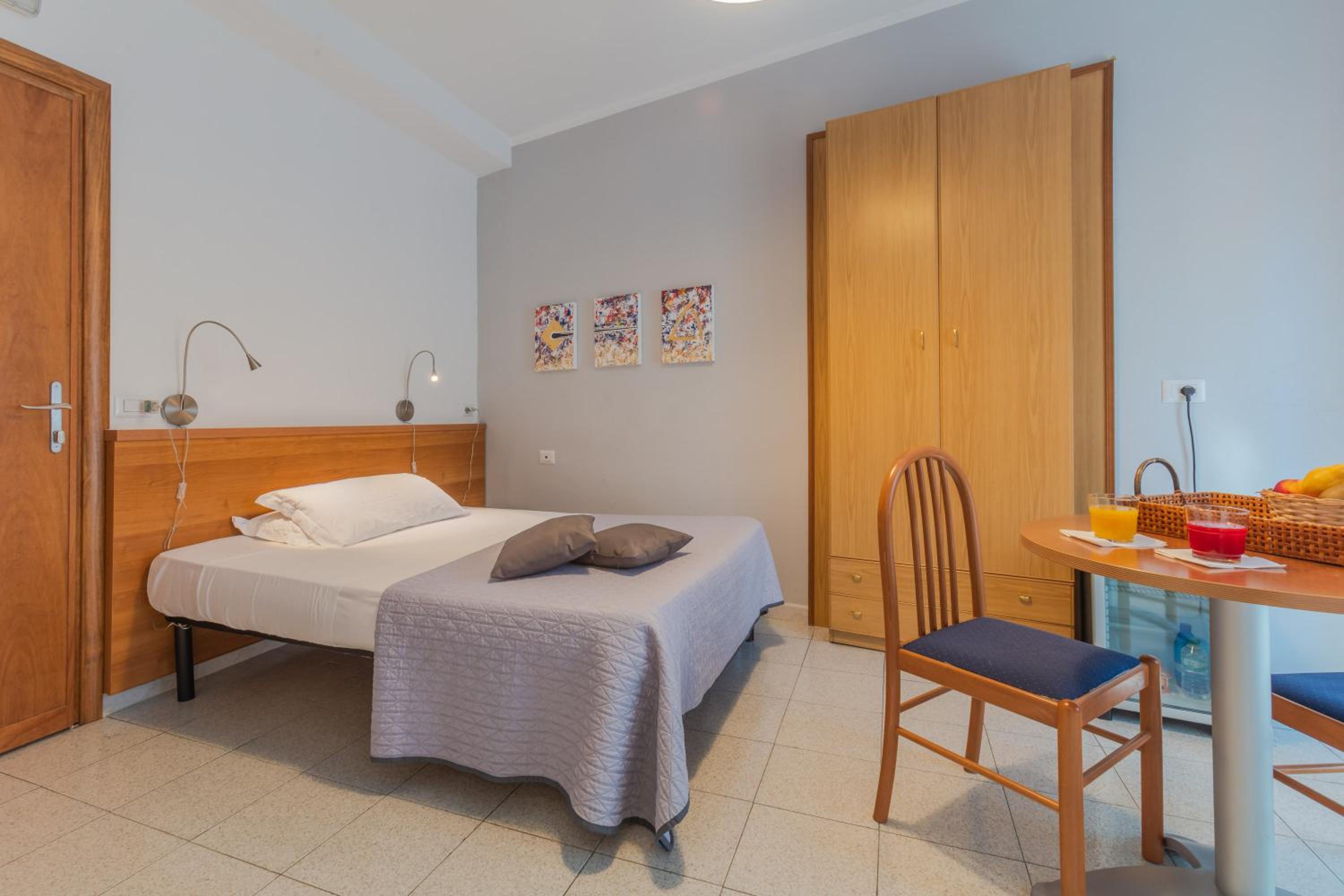 Economy Double or Twin Room photo 1