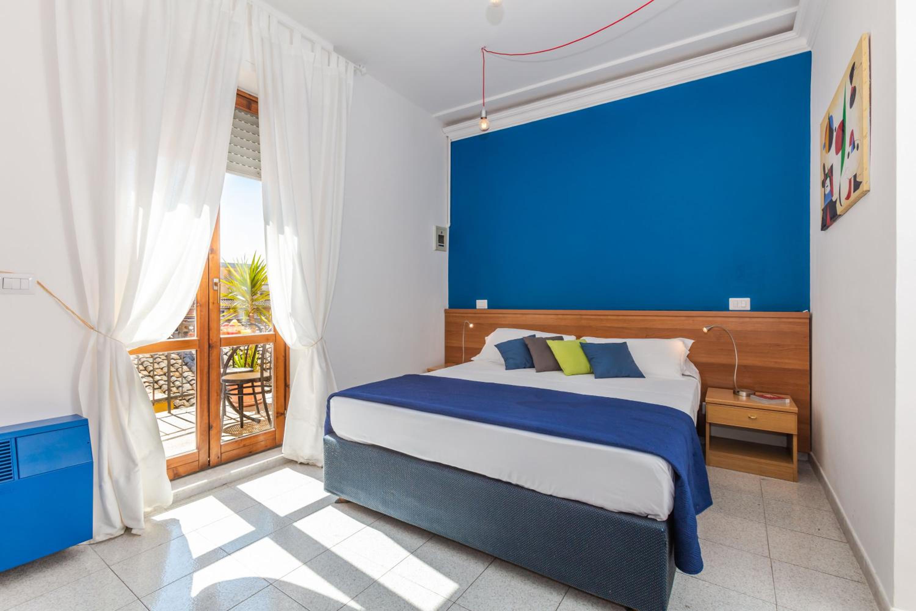 Standard Double Room photo 1