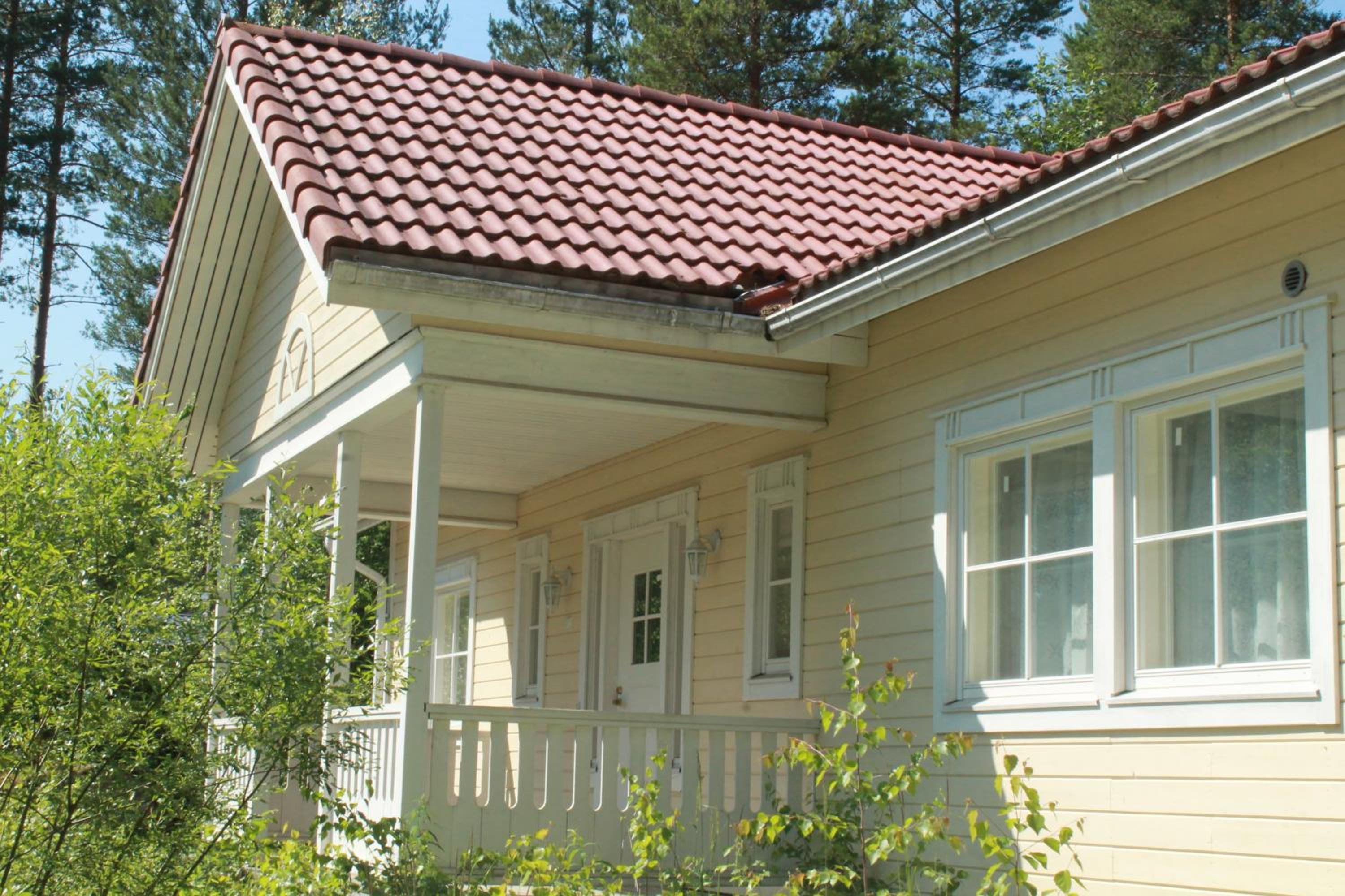 Four-Bedroom House - Photo 29