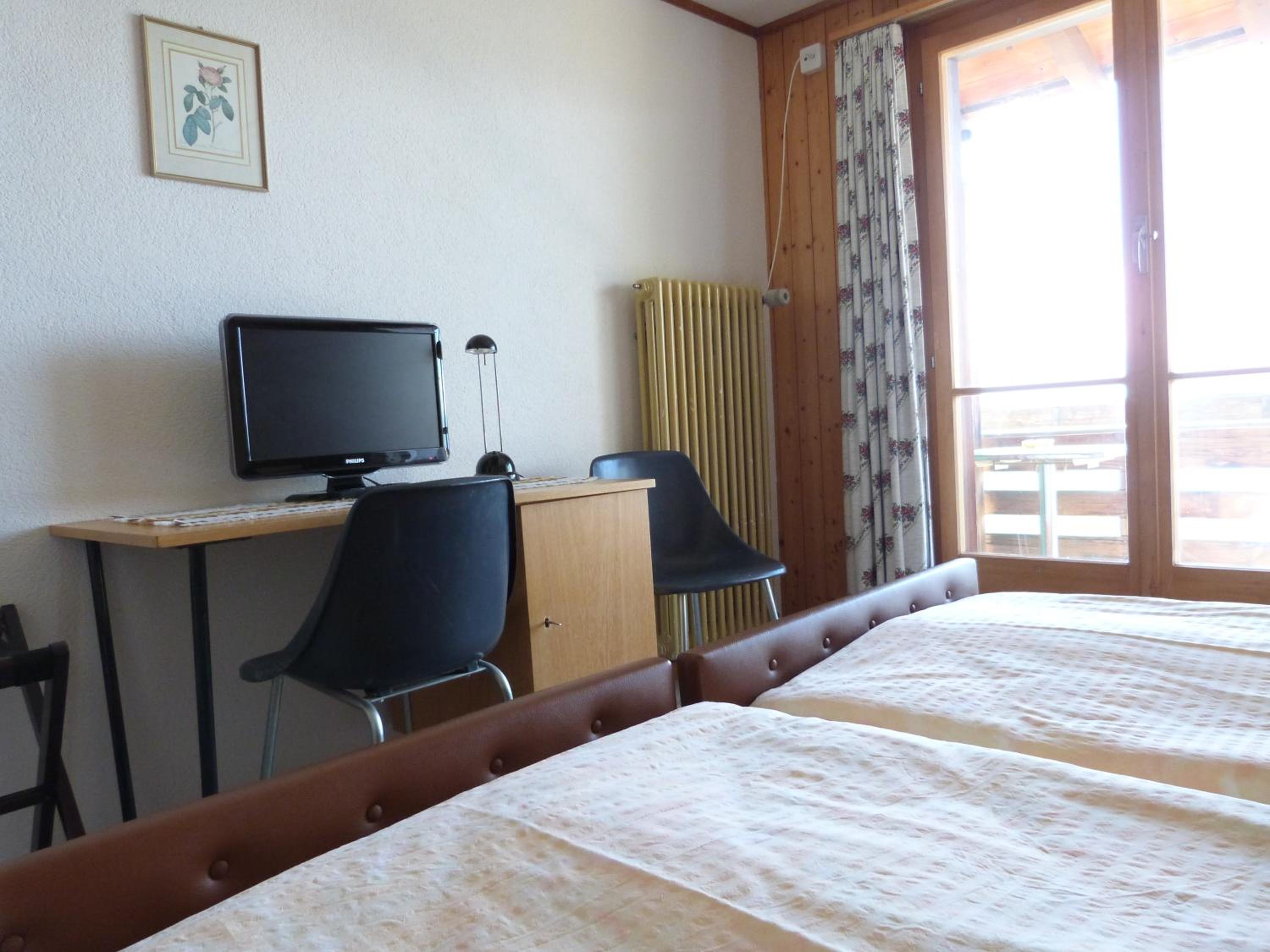 Double Room - Photo 5