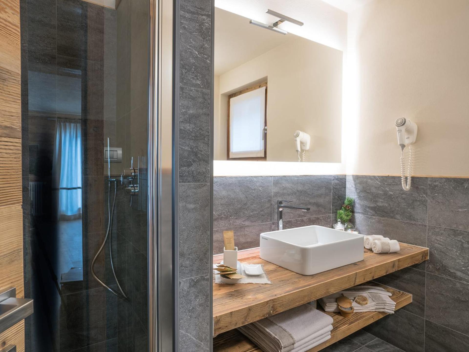 Suite with Terrace - Photo 6