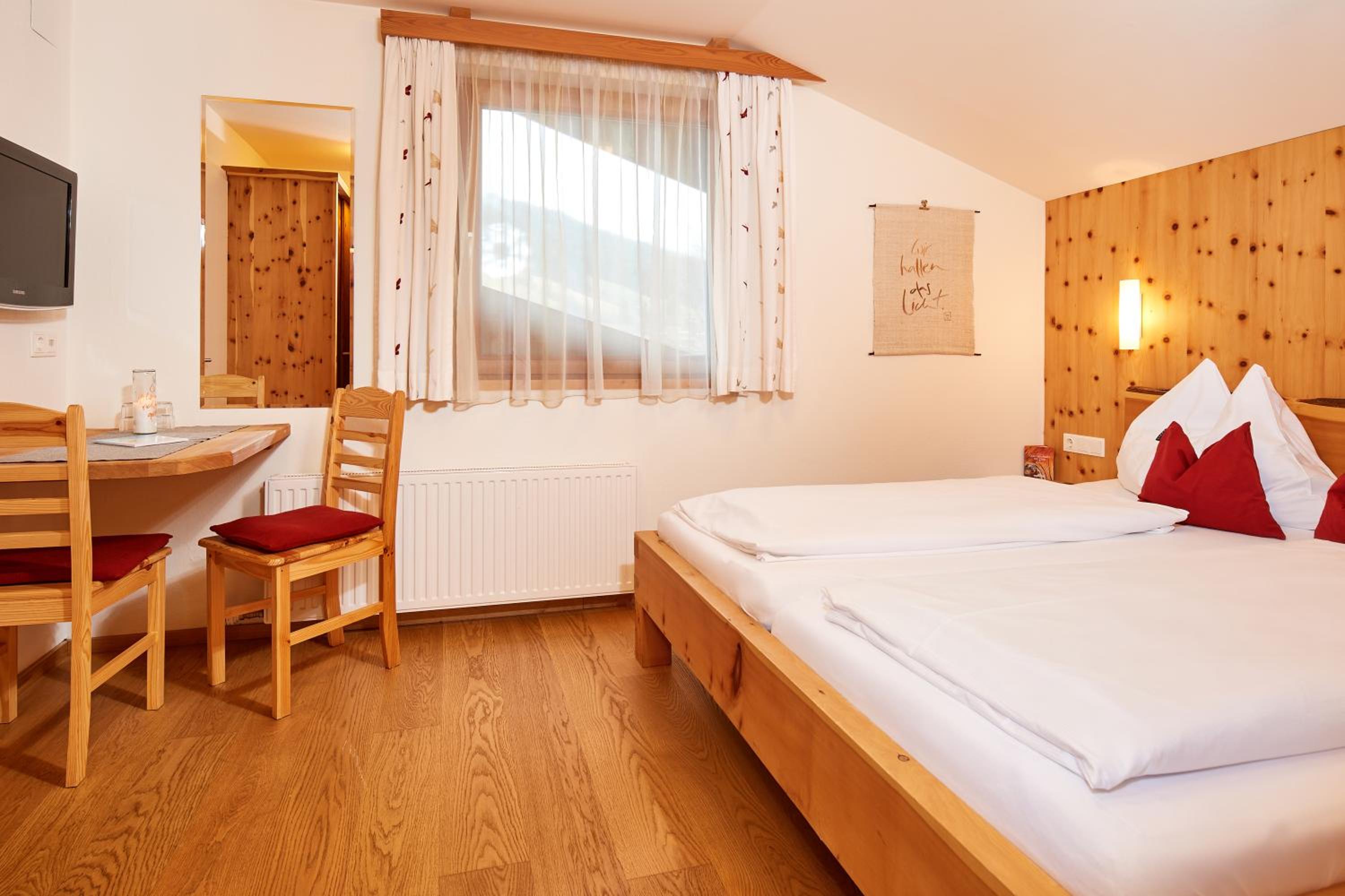 Single Room photo 3