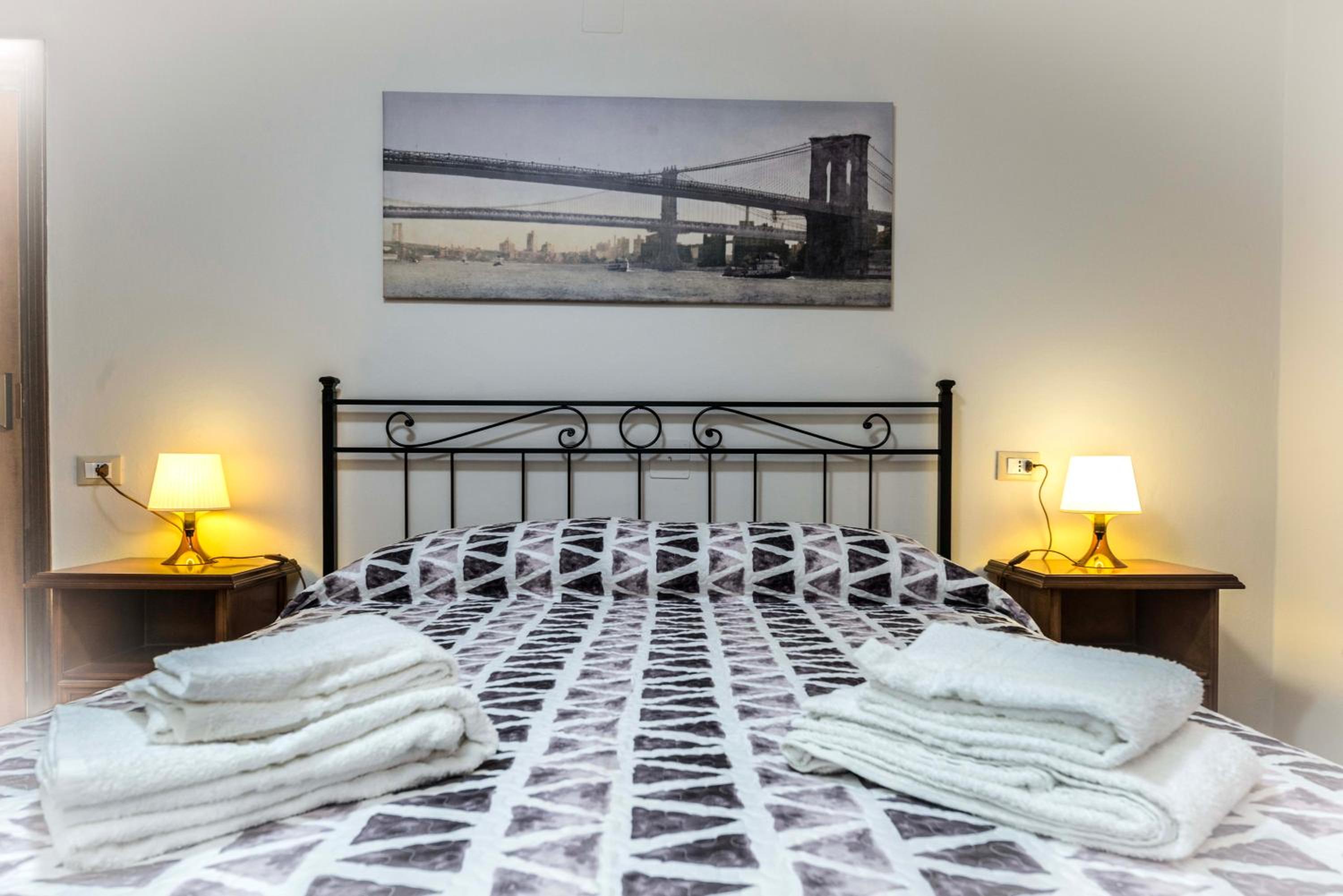 One-Bedroom Apartment - Photo 13