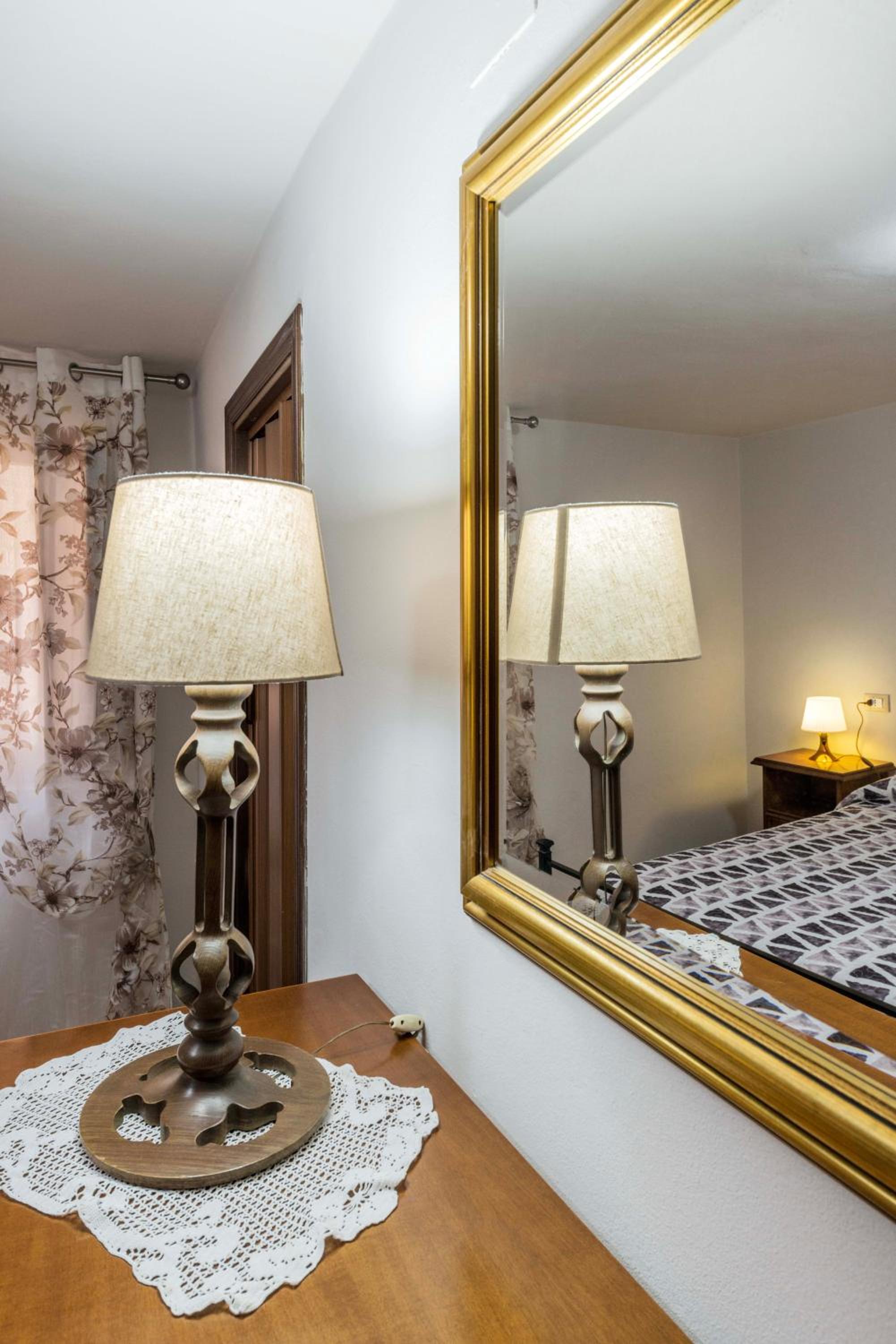 One-Bedroom Apartment - Photo 15