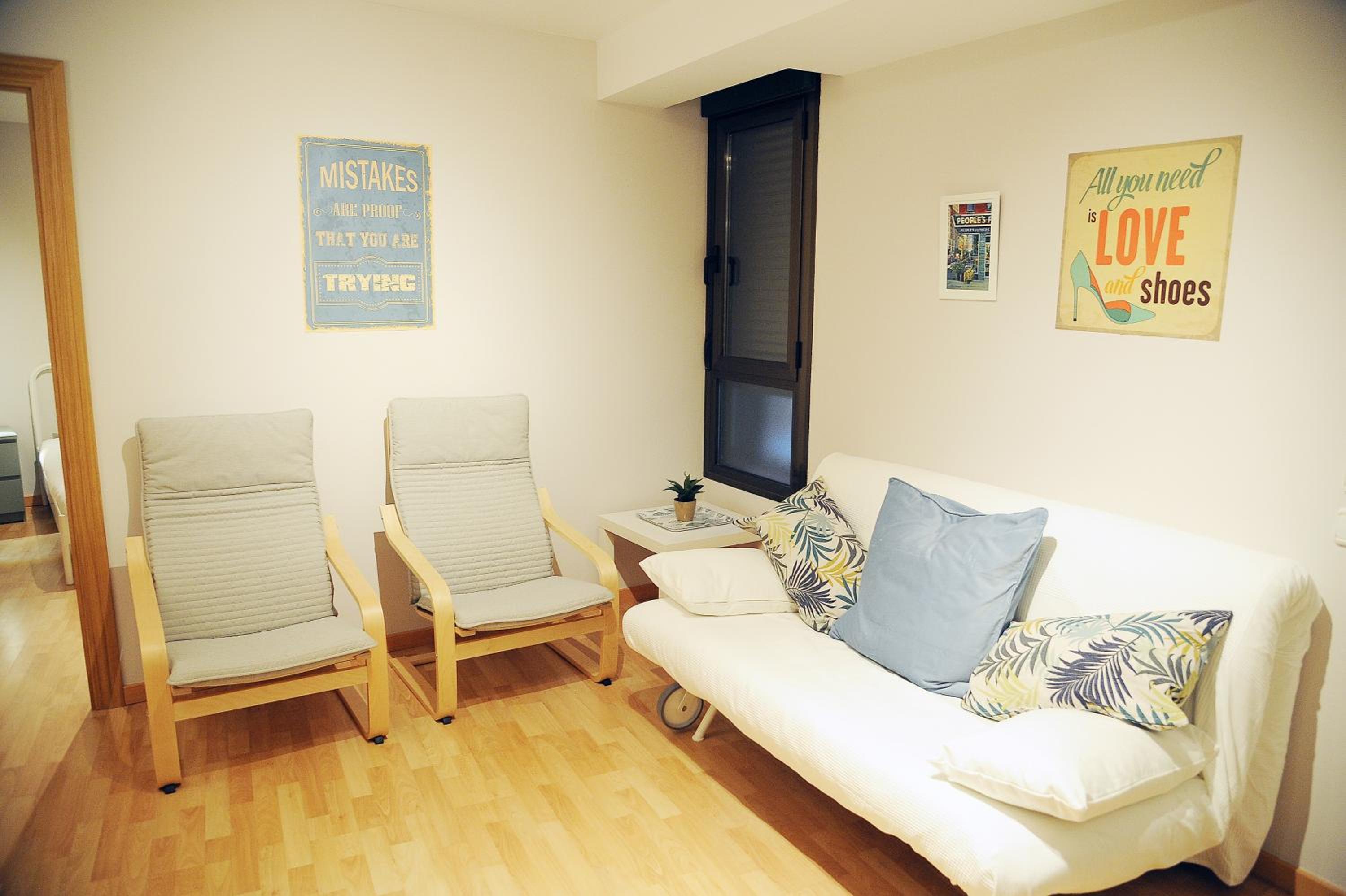 Apartment - Photo 6