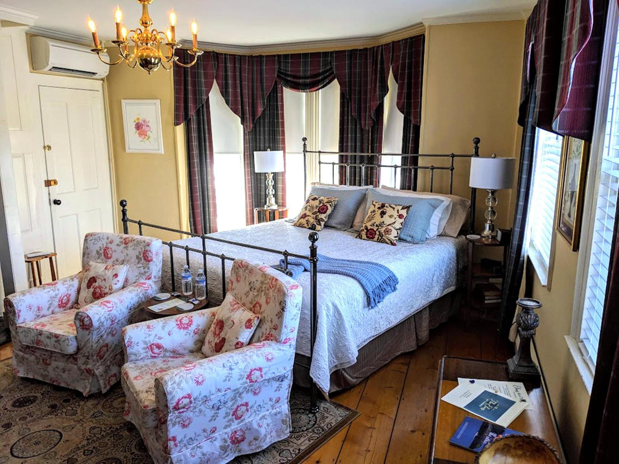 Deluxe King Room - Dahila photo 1