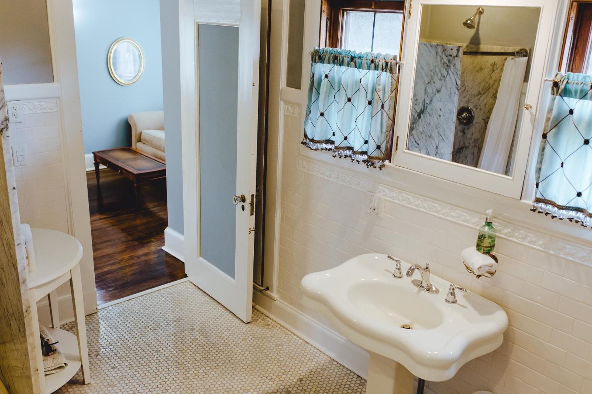 Superior King Suite (Grand Duke) photo 3