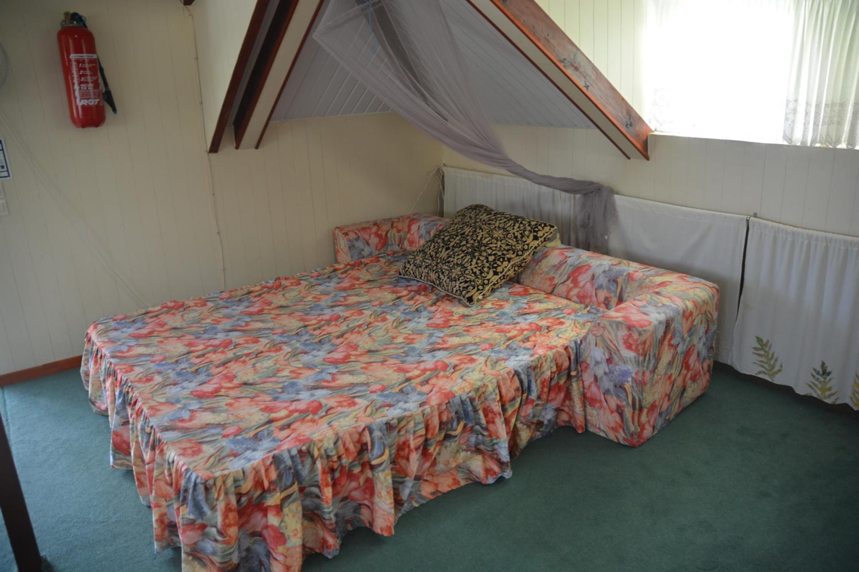 Bed in 10-Bed Mixed Dormitory Room photo 3