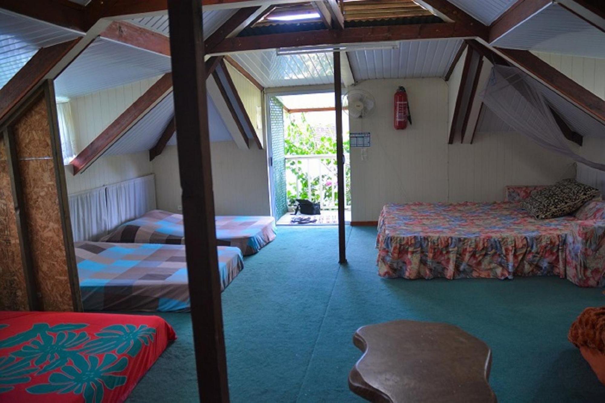 Bed in 10-Bed Mixed Dormitory Room photo 3