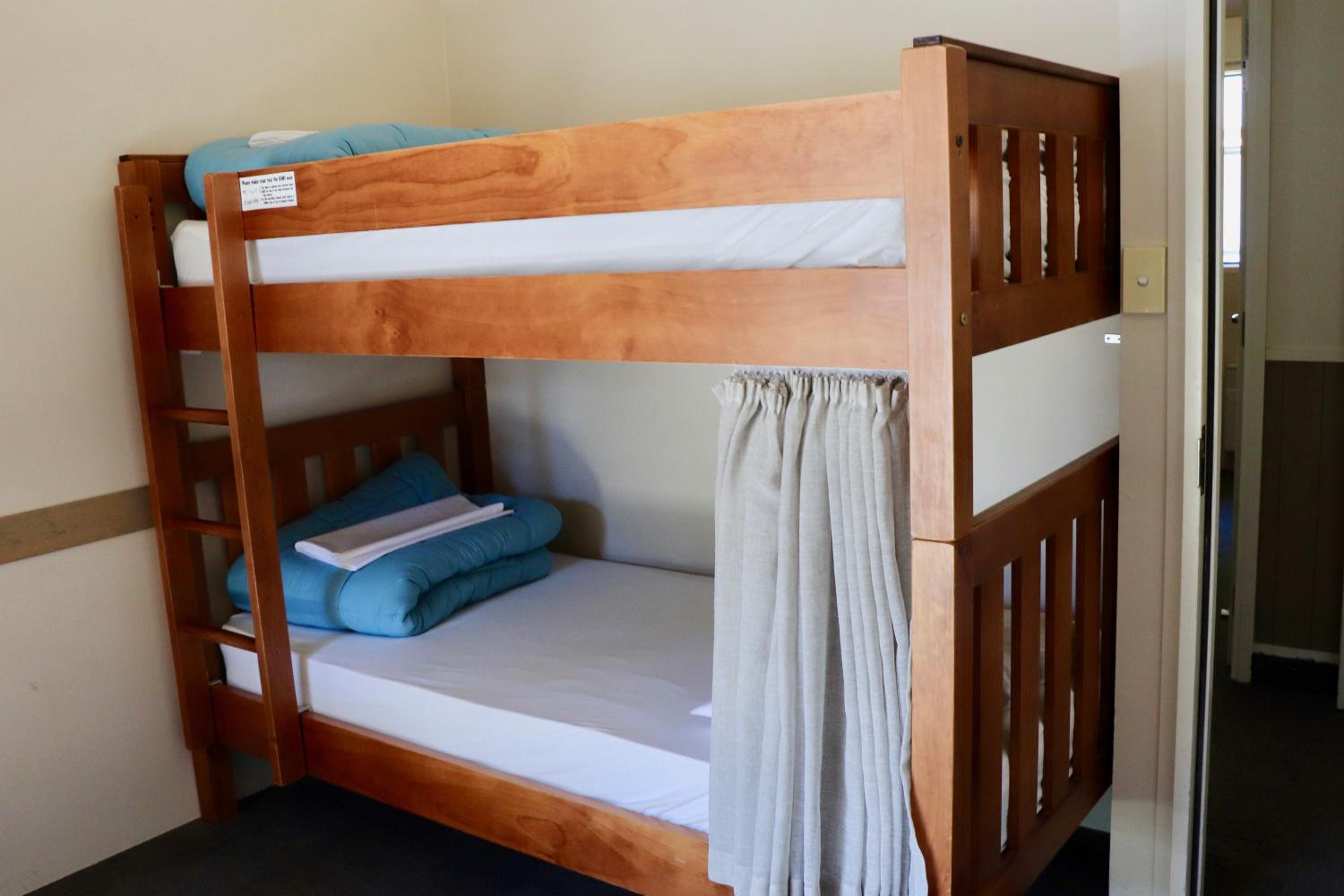 Bed in 4 Bed Mixed Dormitory Room photo 1