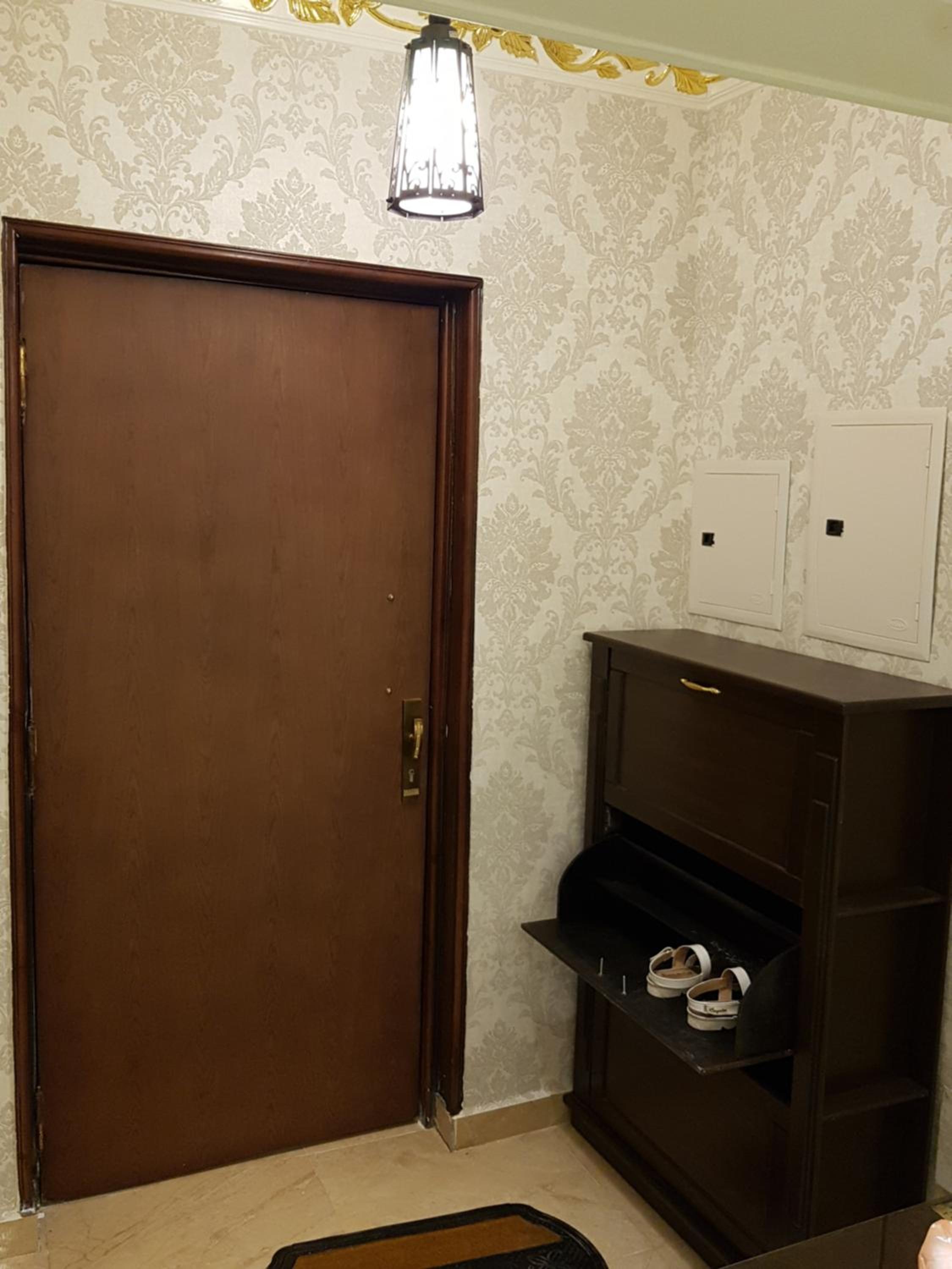 Three-Bedroom Apartment - Photo 25