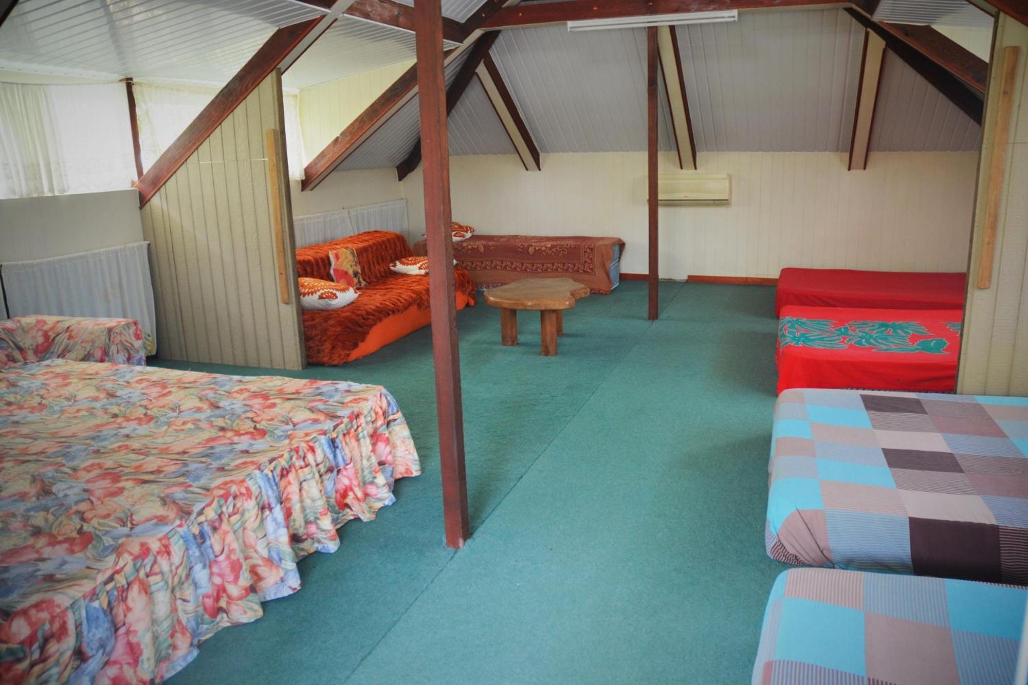 Bed in 10-Bed Mixed Dormitory Room photo 1