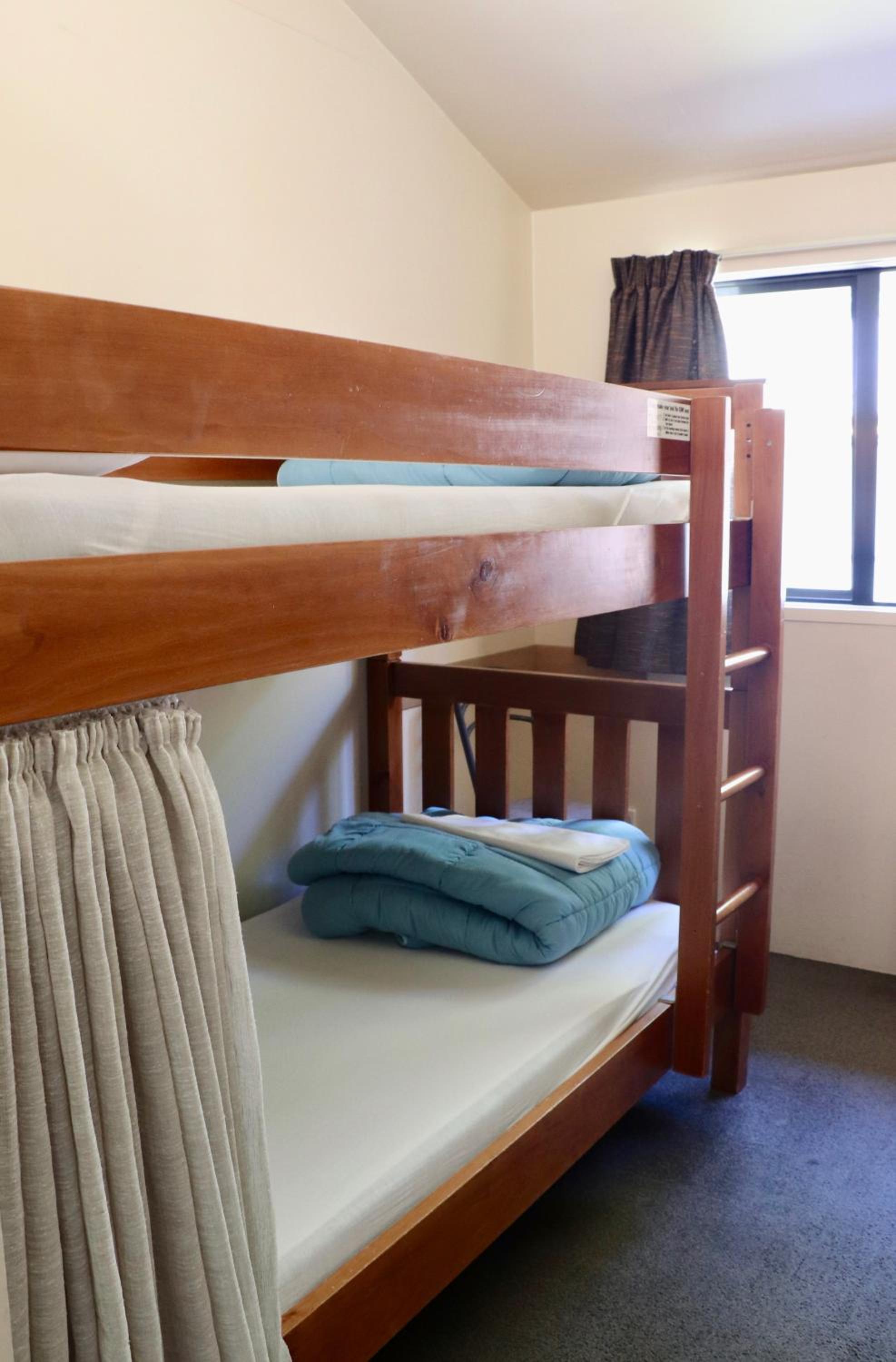 Bed in 4 Bed Mixed Dormitory Room photo 3