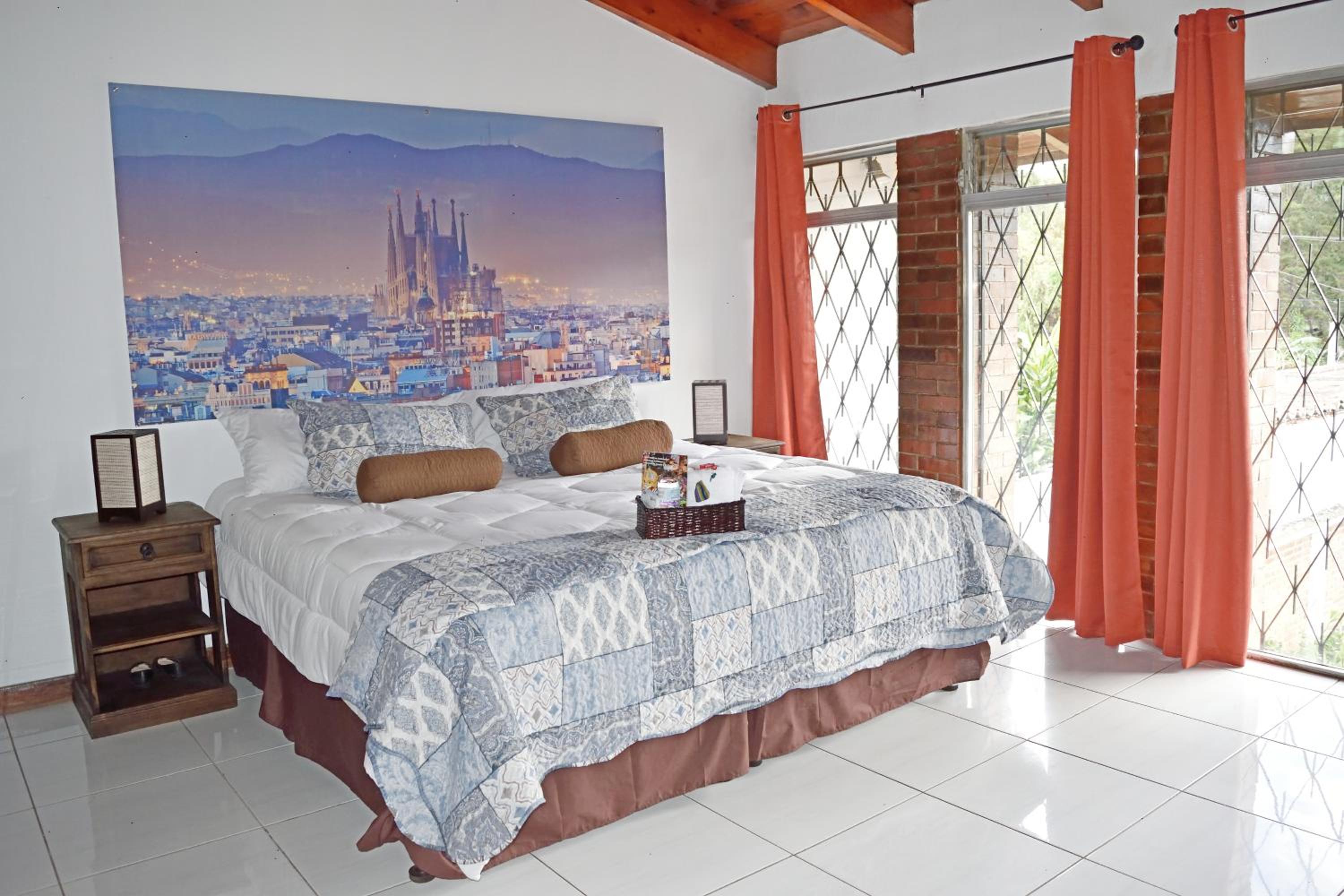 Habitación Deluxe, 1 Cama King, Baño Compartido Barcelona photo 1