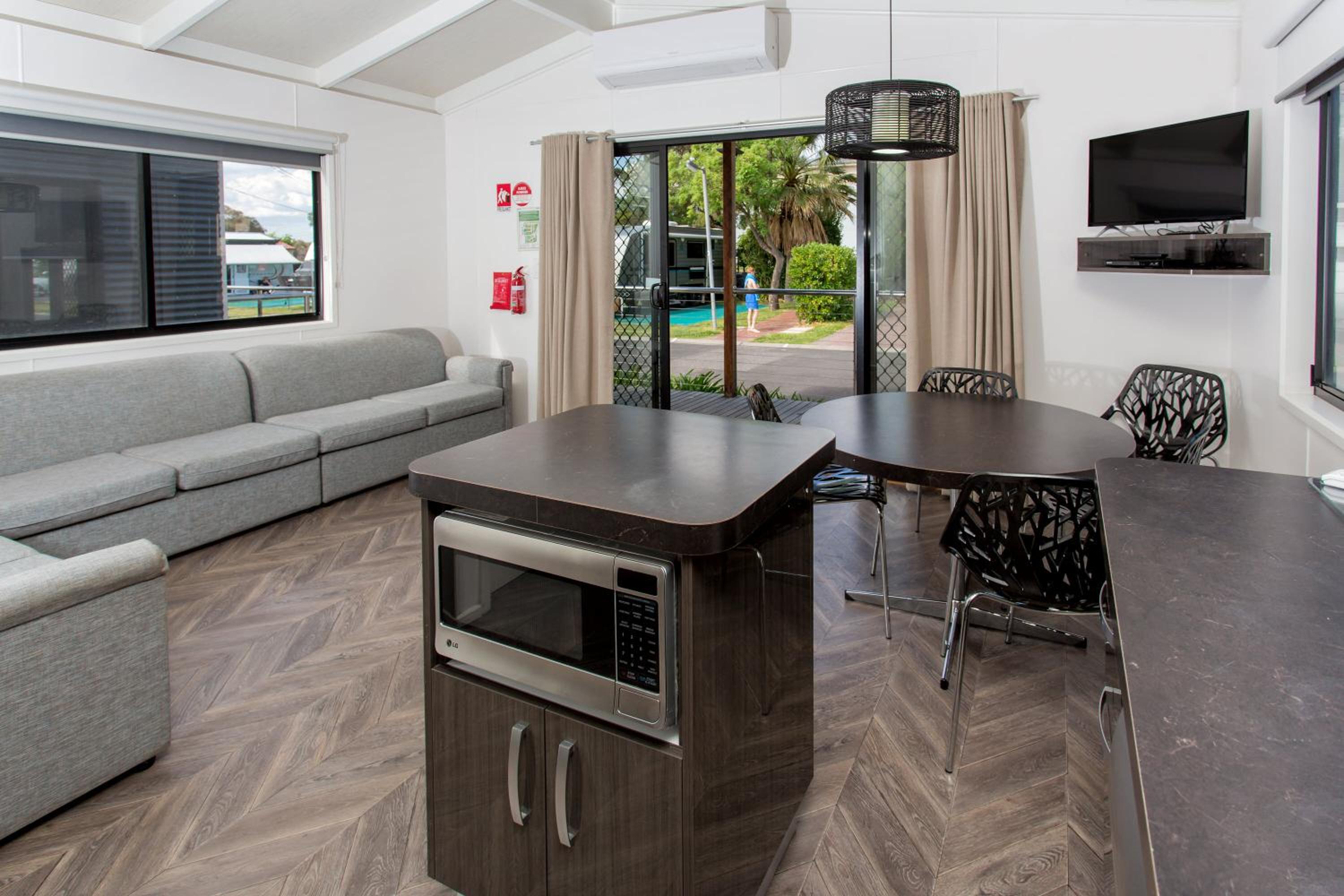 Two Bedroom Deluxe Villa (6 Berth)