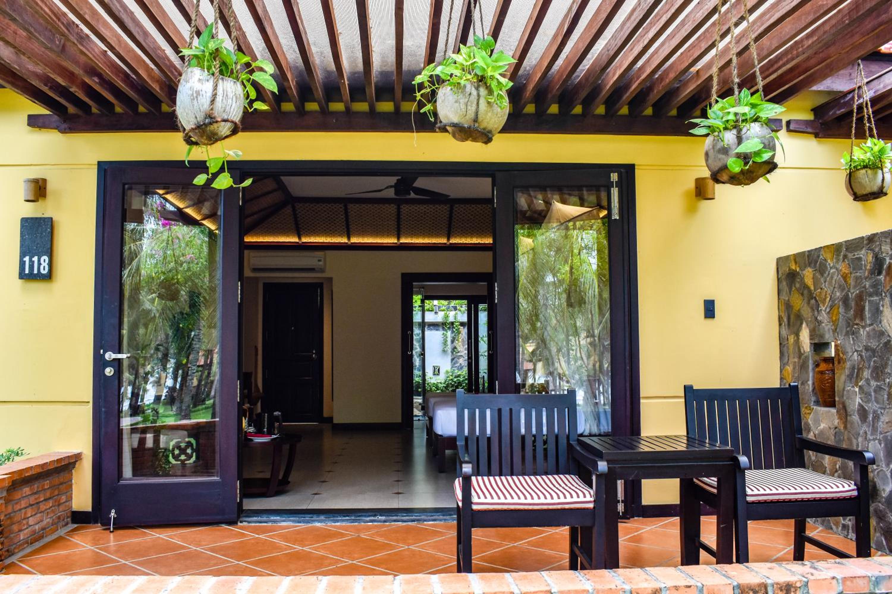 Bungalow Garden or Pool View with Terrace thumbnail 5