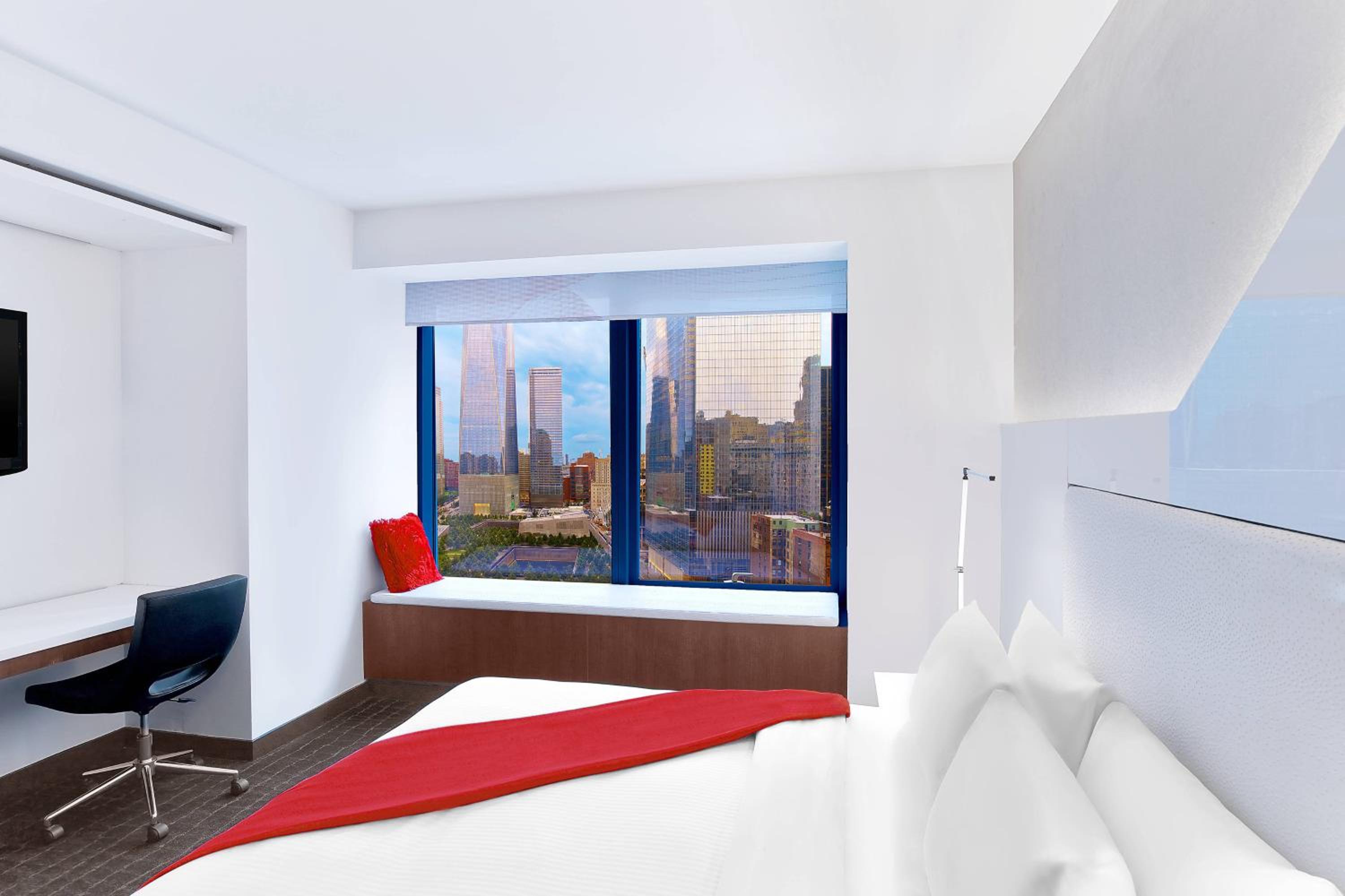 Deluxe King Room - Non-Smoking