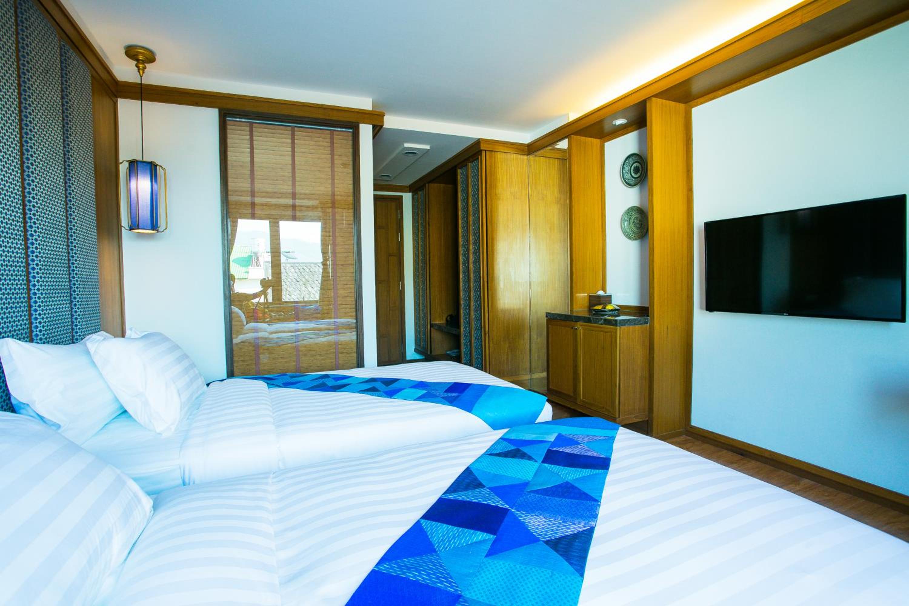 Deluxe Twin Room - Photo 14