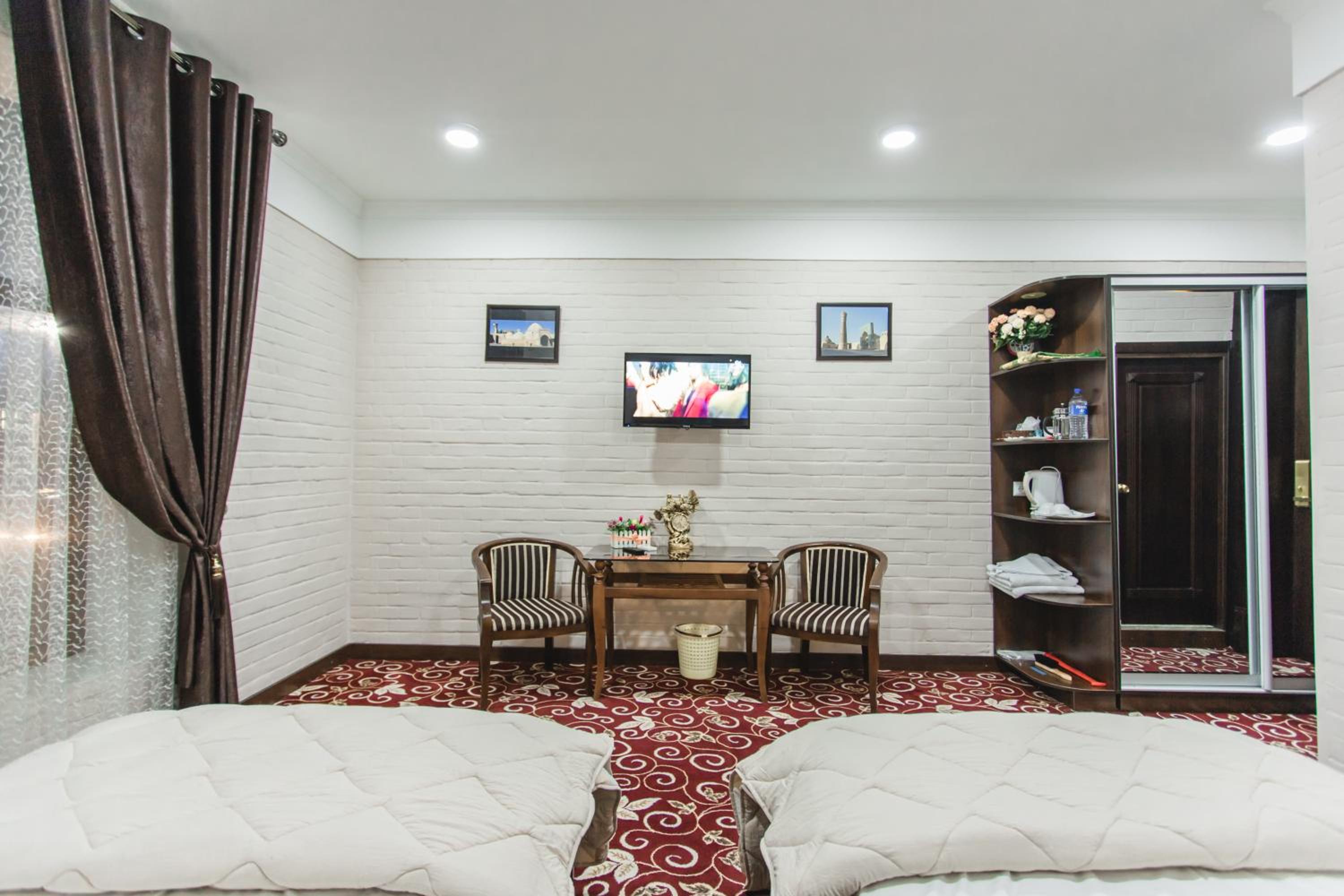 Large Twin Room