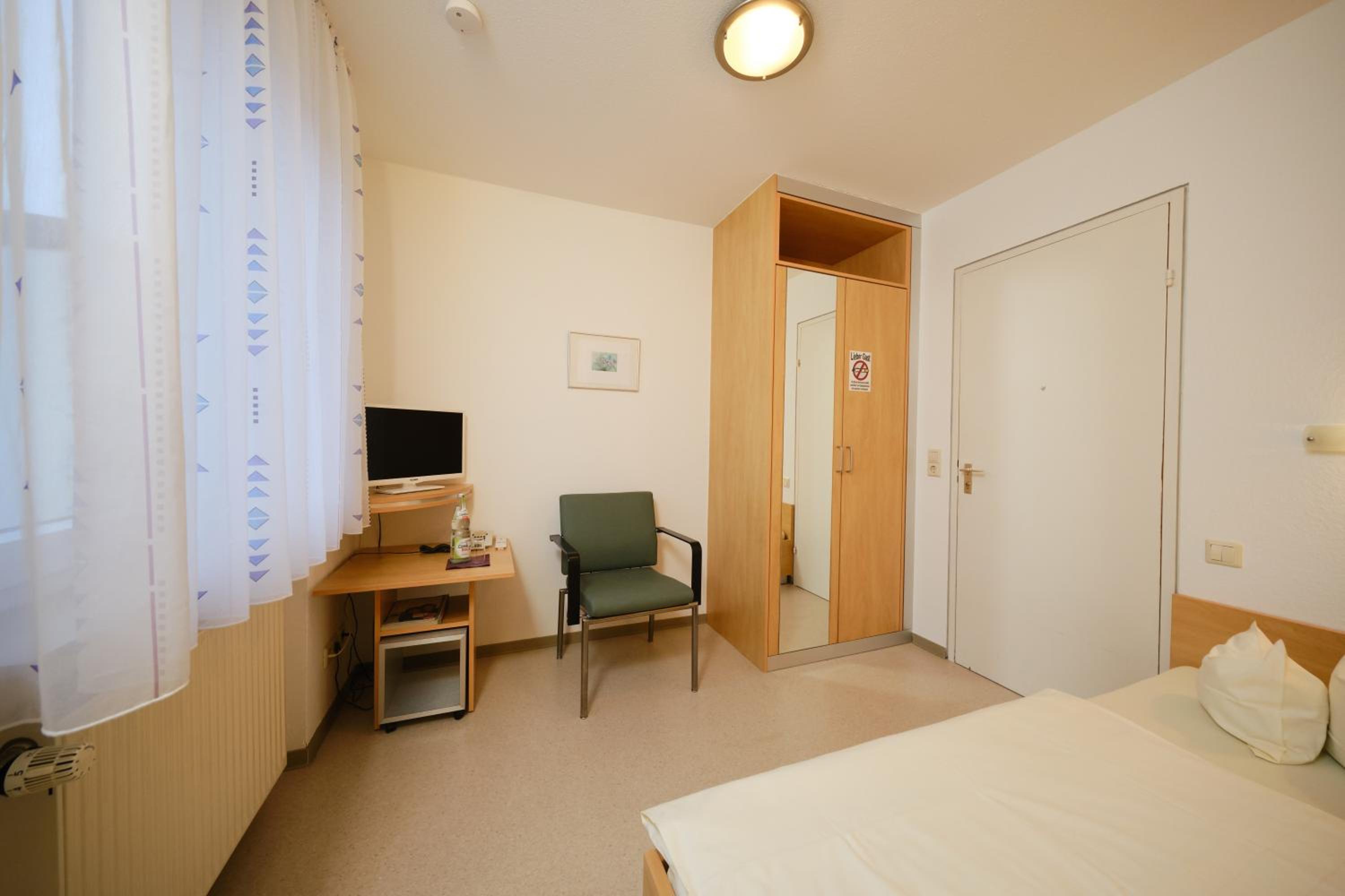 Single Room with Shower photo 1