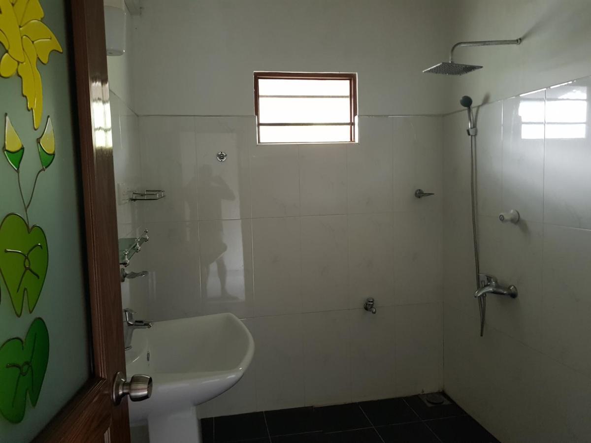 Basic Triple Room photo 1