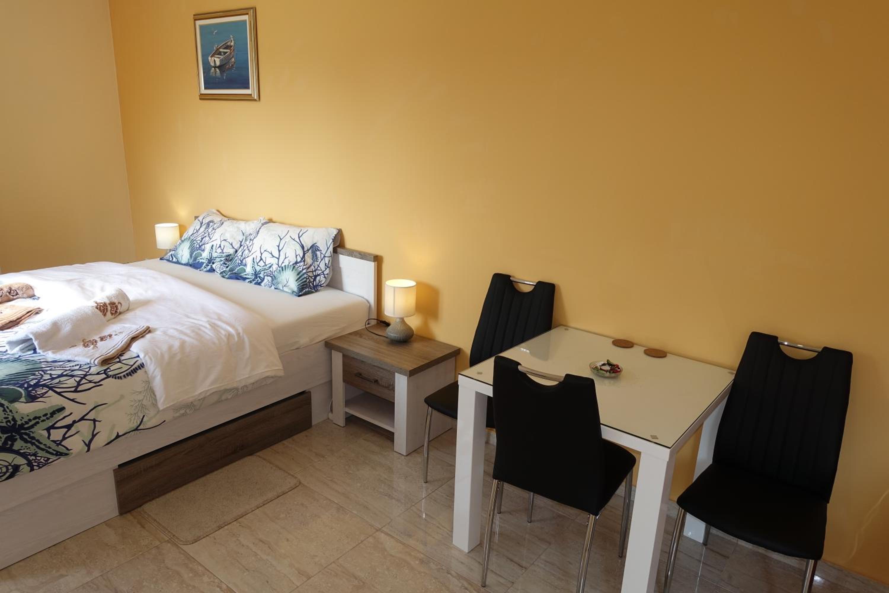 Standard Studio Apartment photo 3