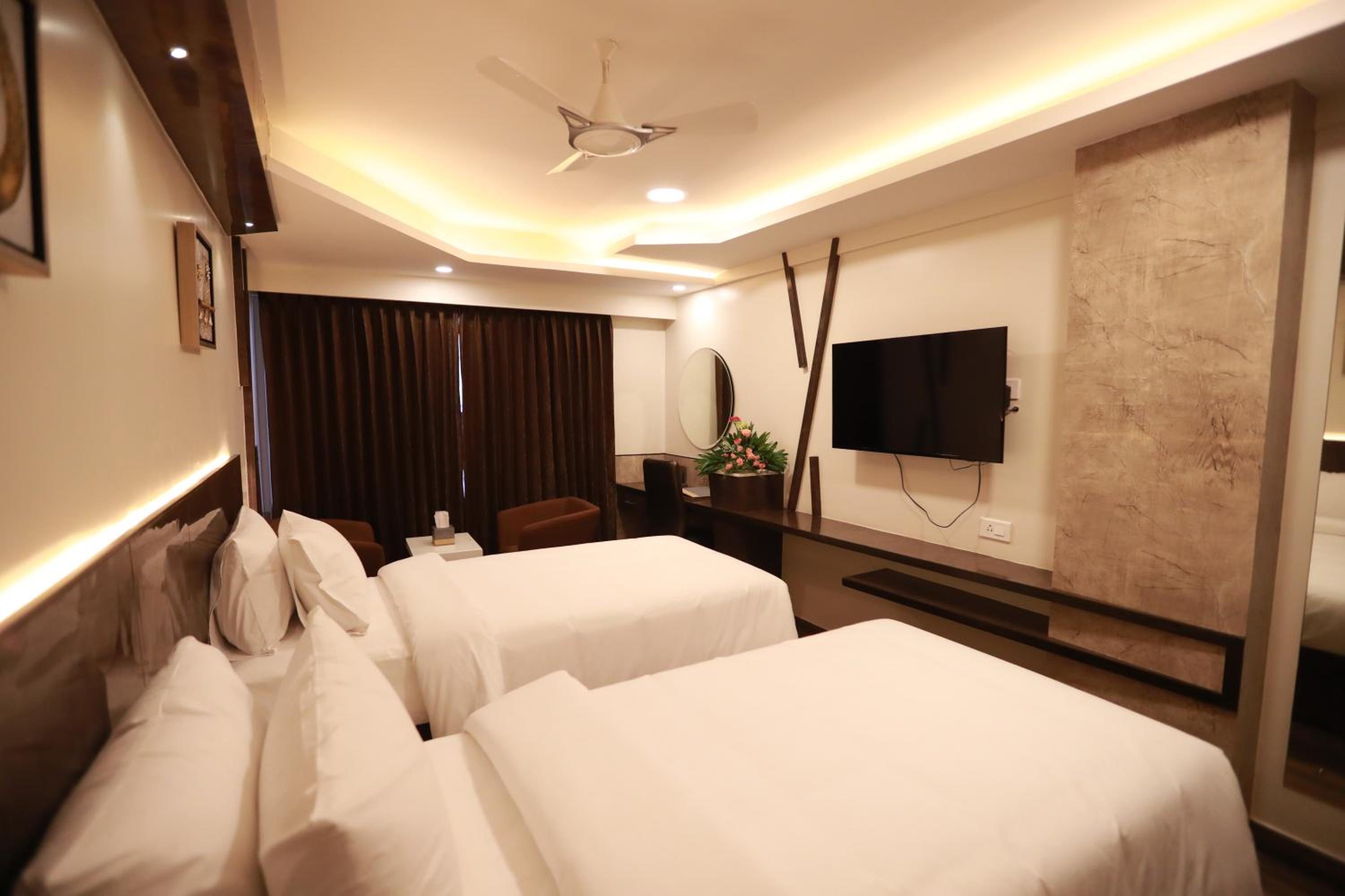 Deluxe Double Room photo 2