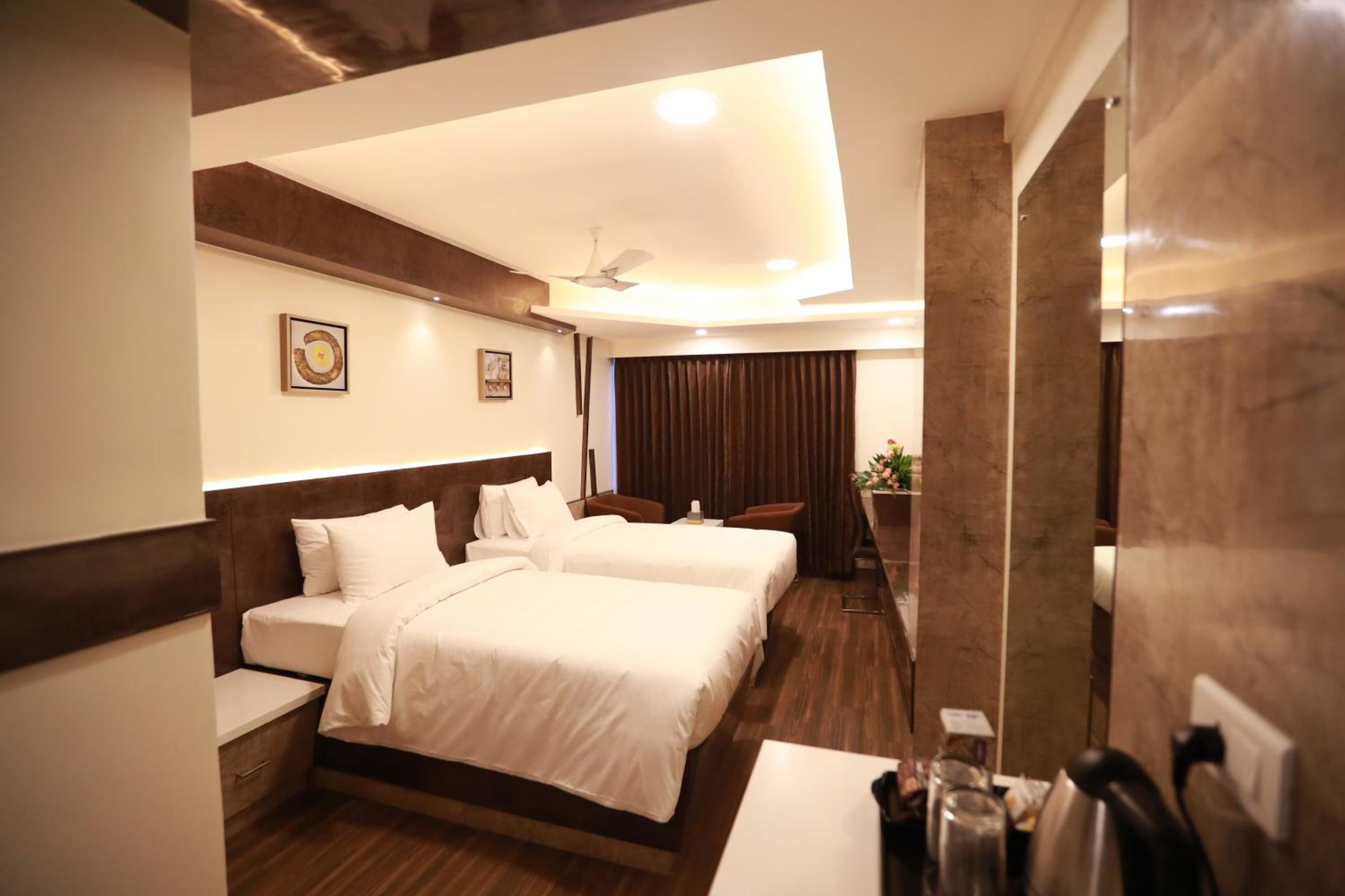 Deluxe Double Room photo 3