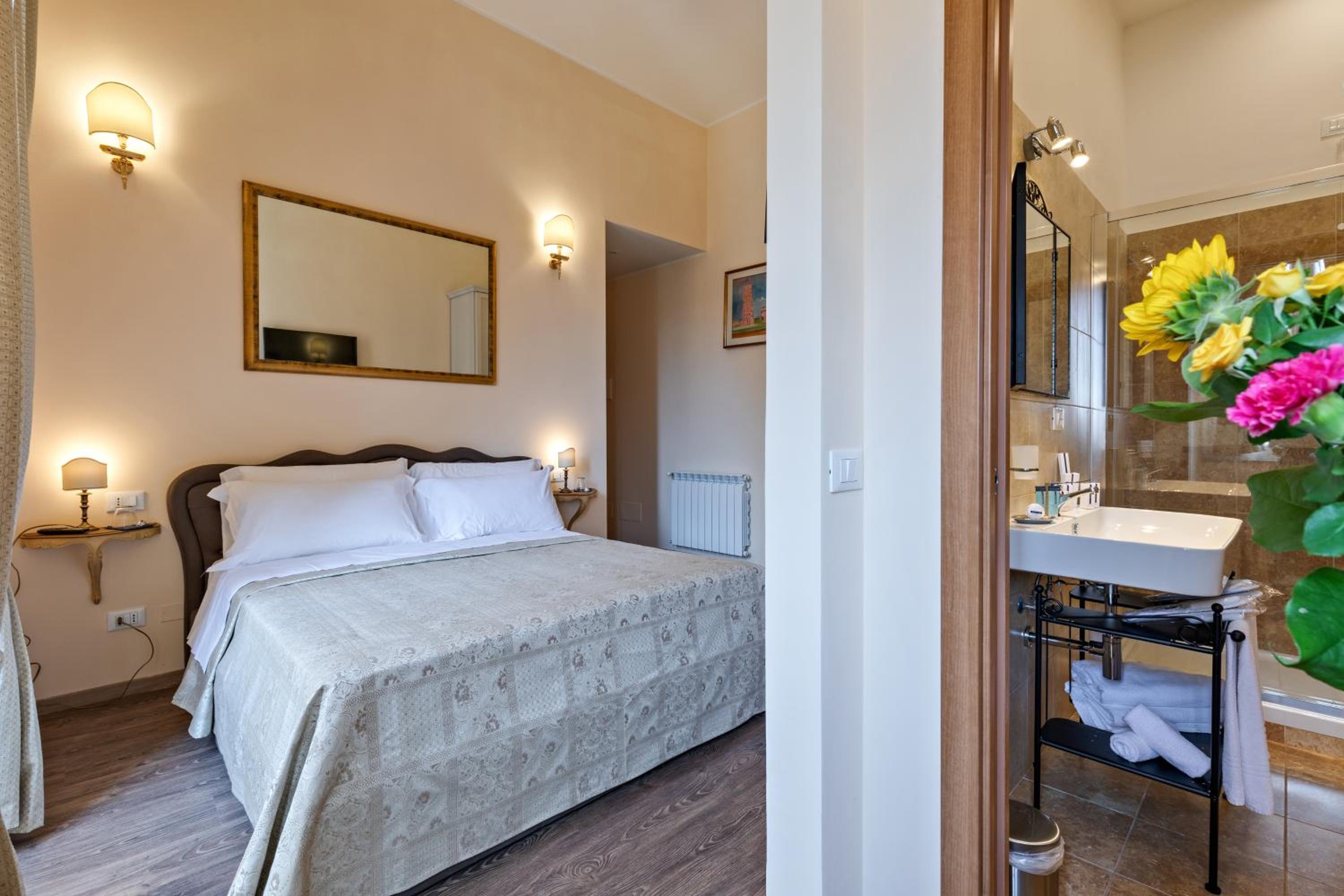 Deluxe Double Room photo 3