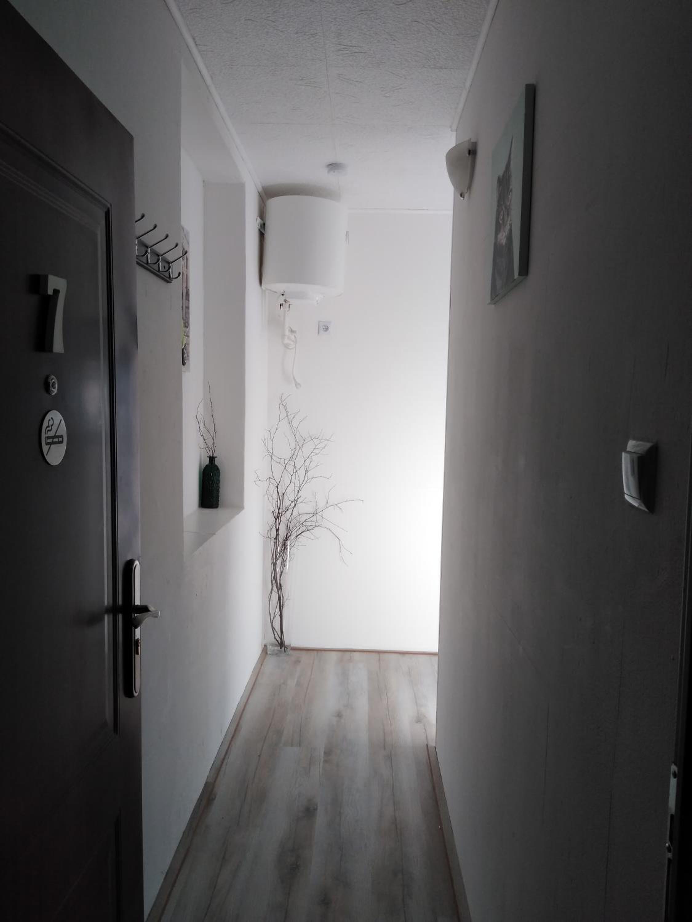Twin Room with Bathroom - Photo 4