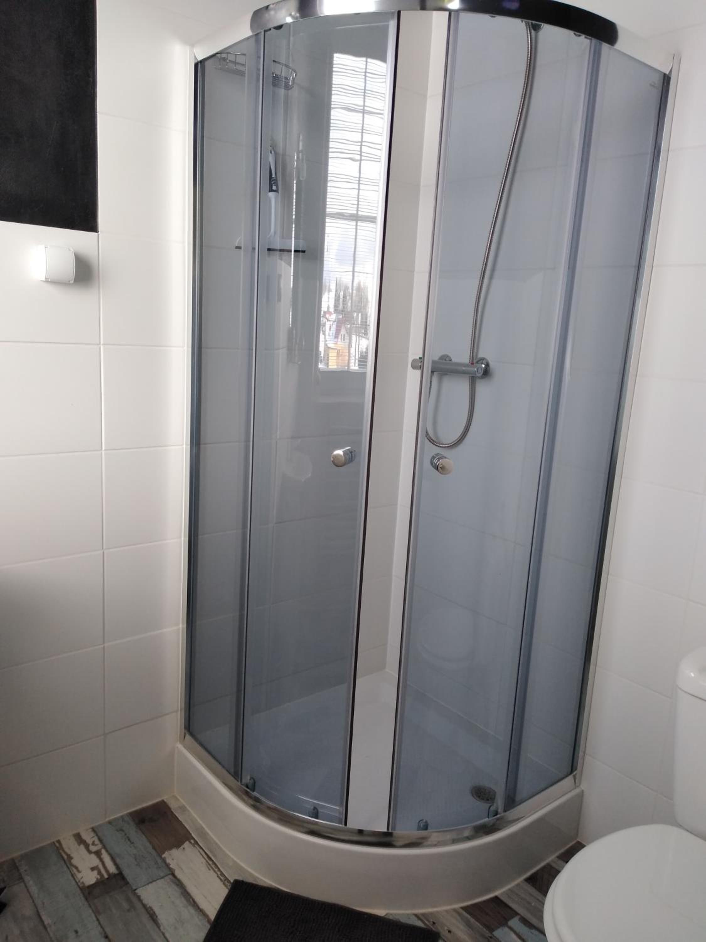 Triple Room with Bathroom - Photo 4