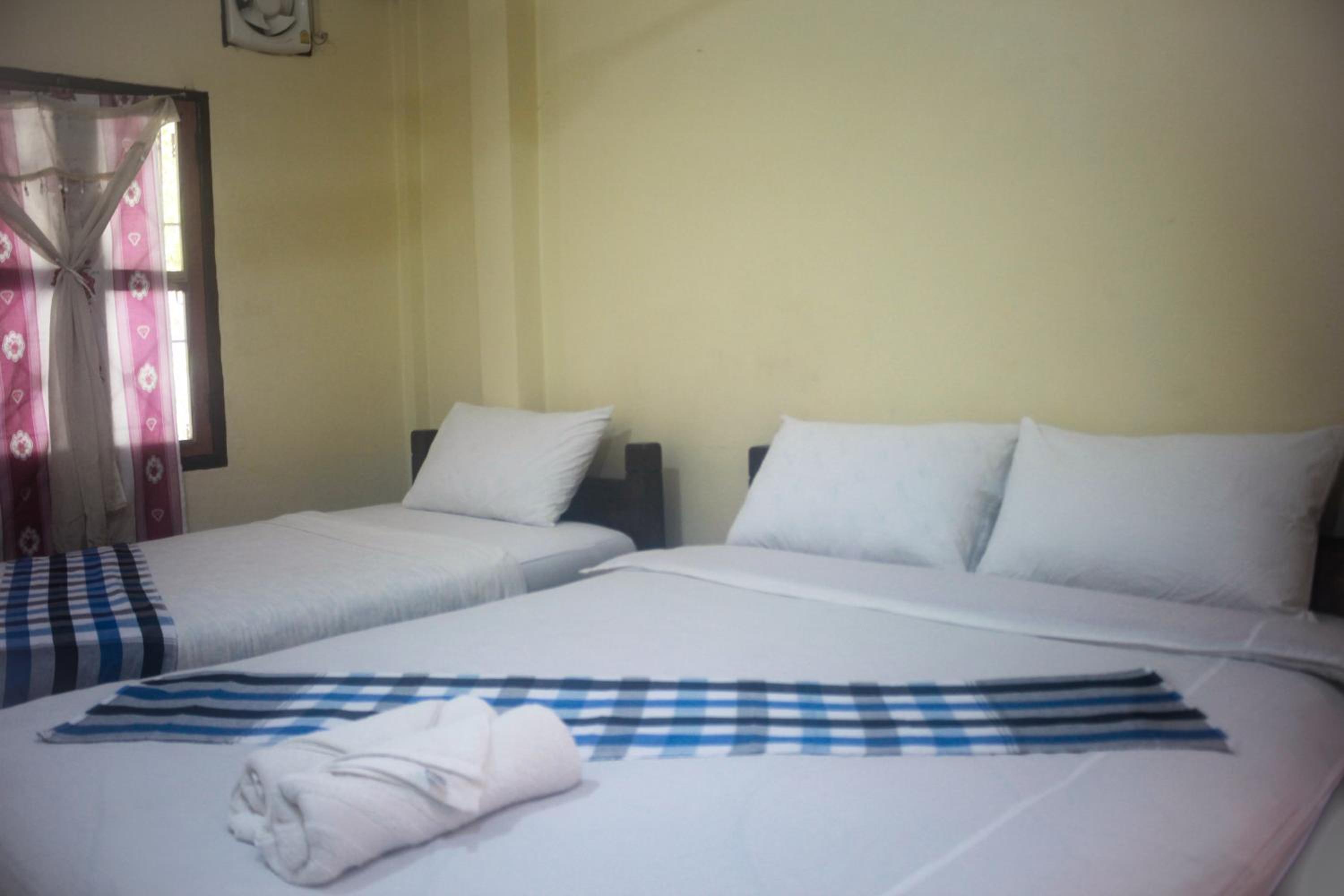 Standard Double or Twin Room photo 1