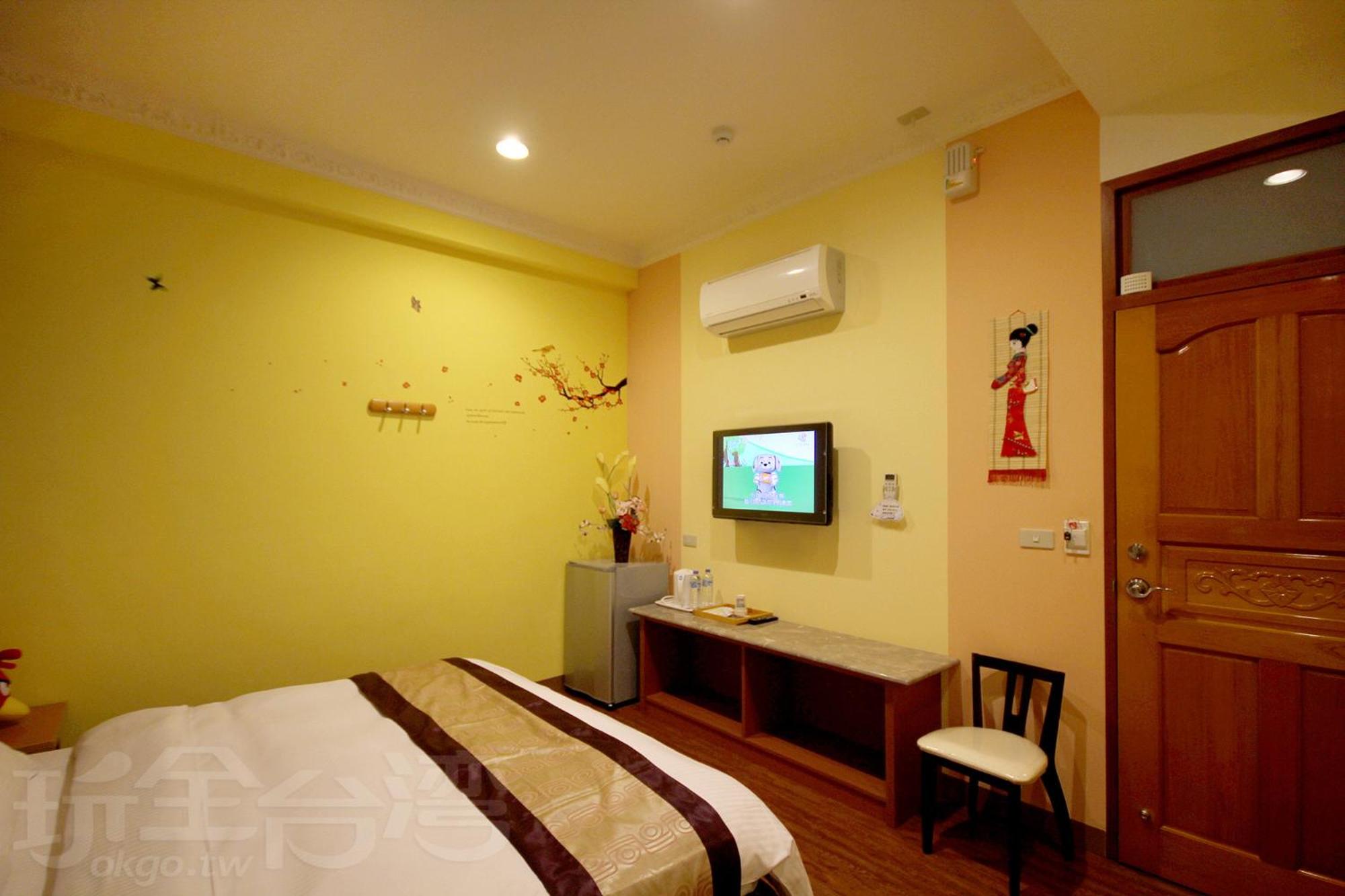 Double Room with Private Bathroom photo 2