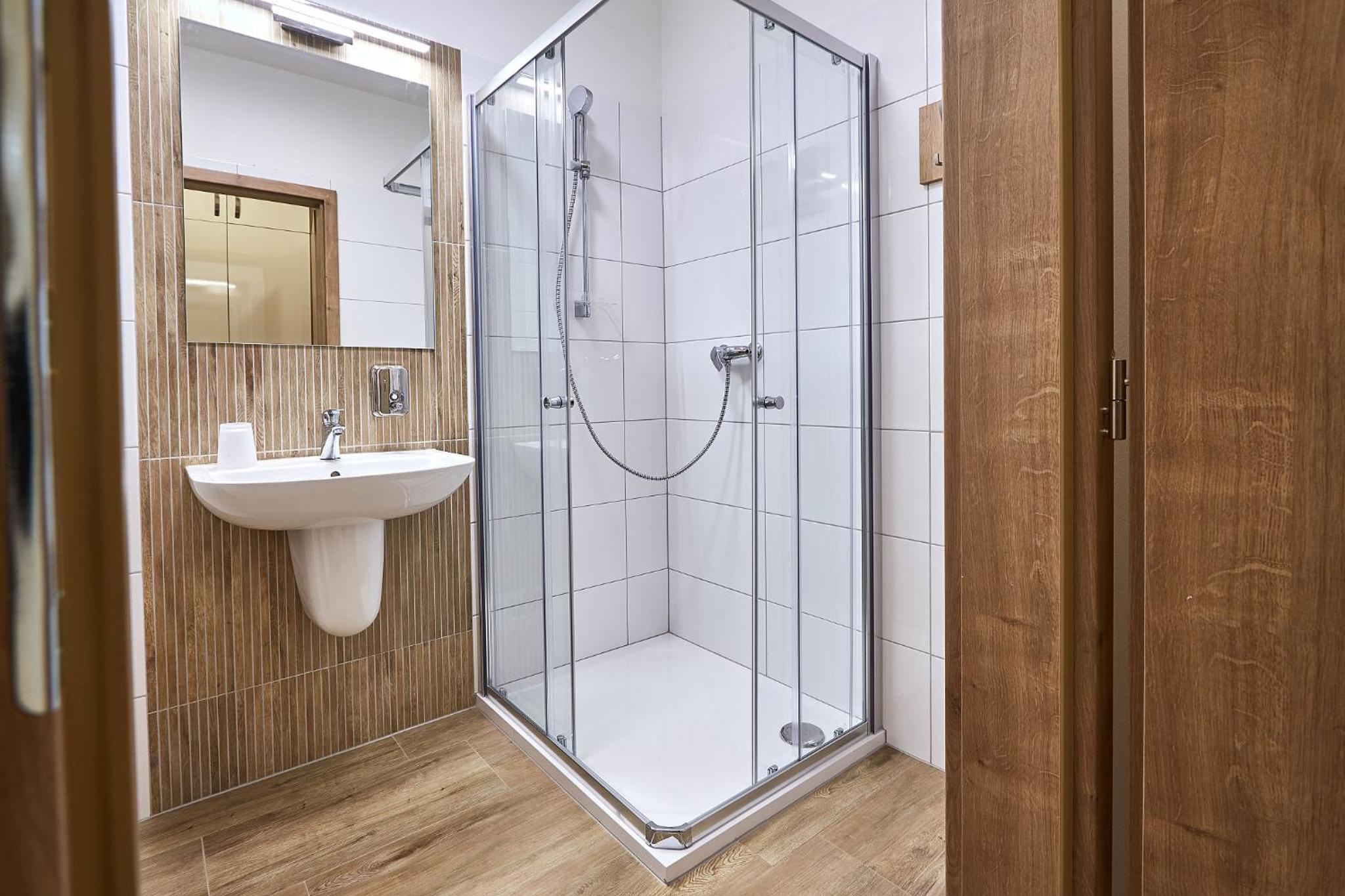 Deluxe Triple Room with Balcony photo 2