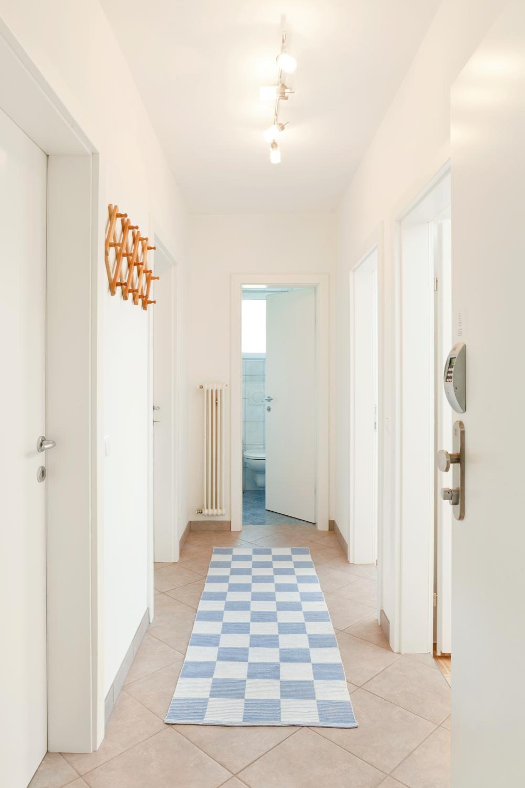 One-Bedroom Apartment with Balcony photo 3