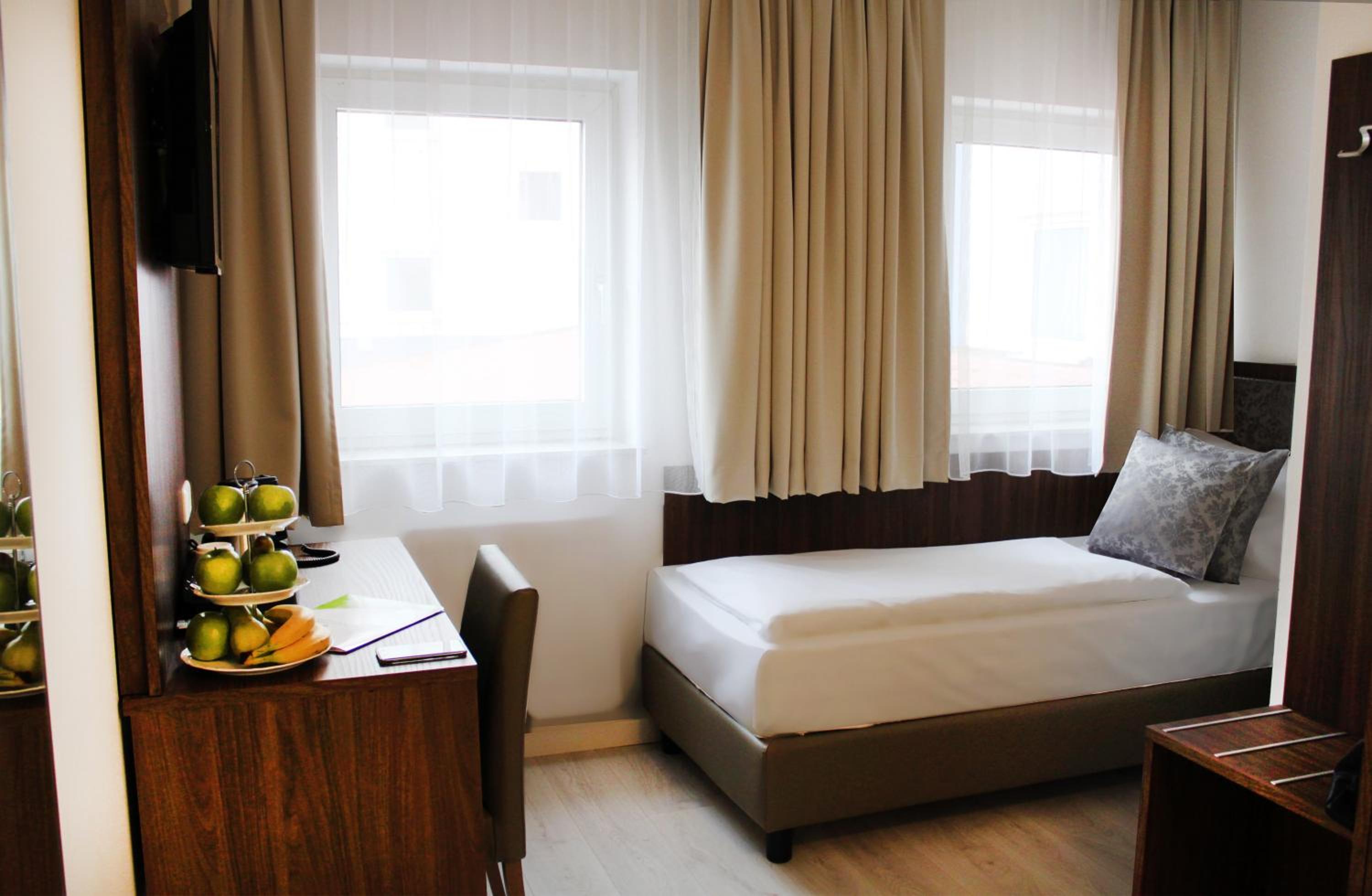 Standard Single Room photo 2