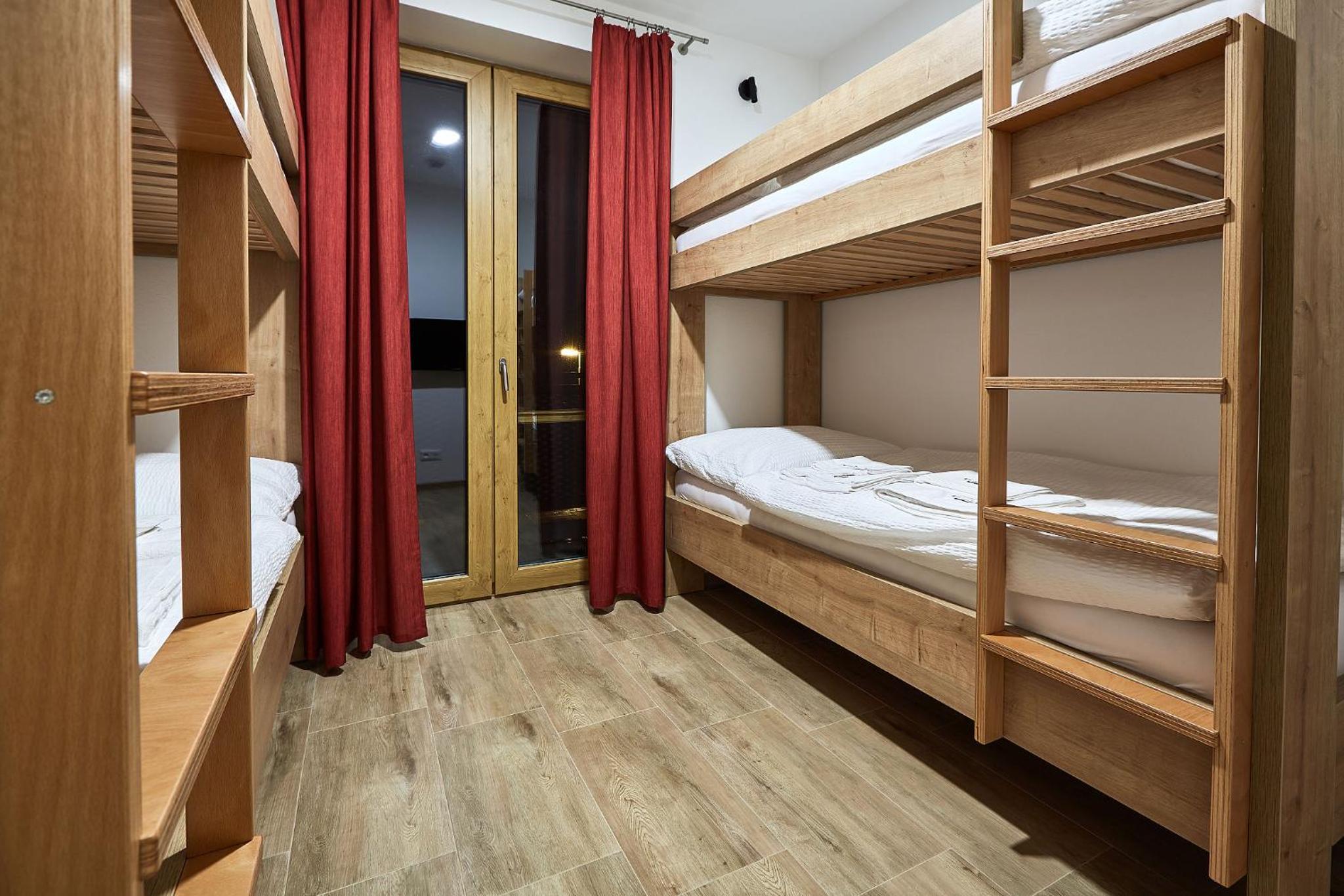 Deluxe Quadruple Room with Balcony photo 1