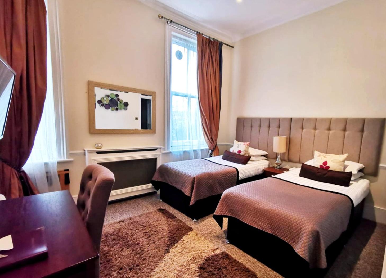 Twin Room photo 1