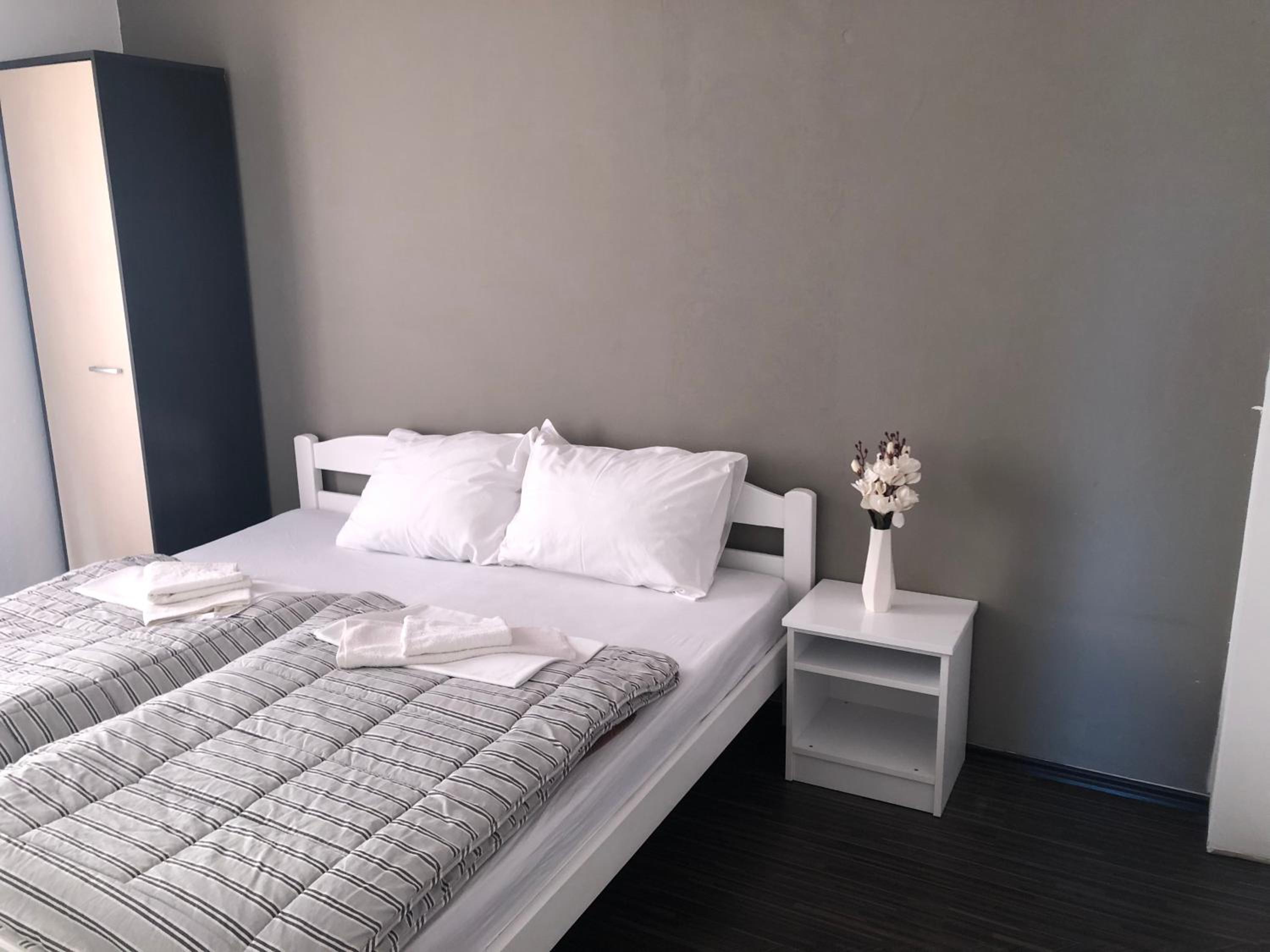 Standard Twin Room with Garden View