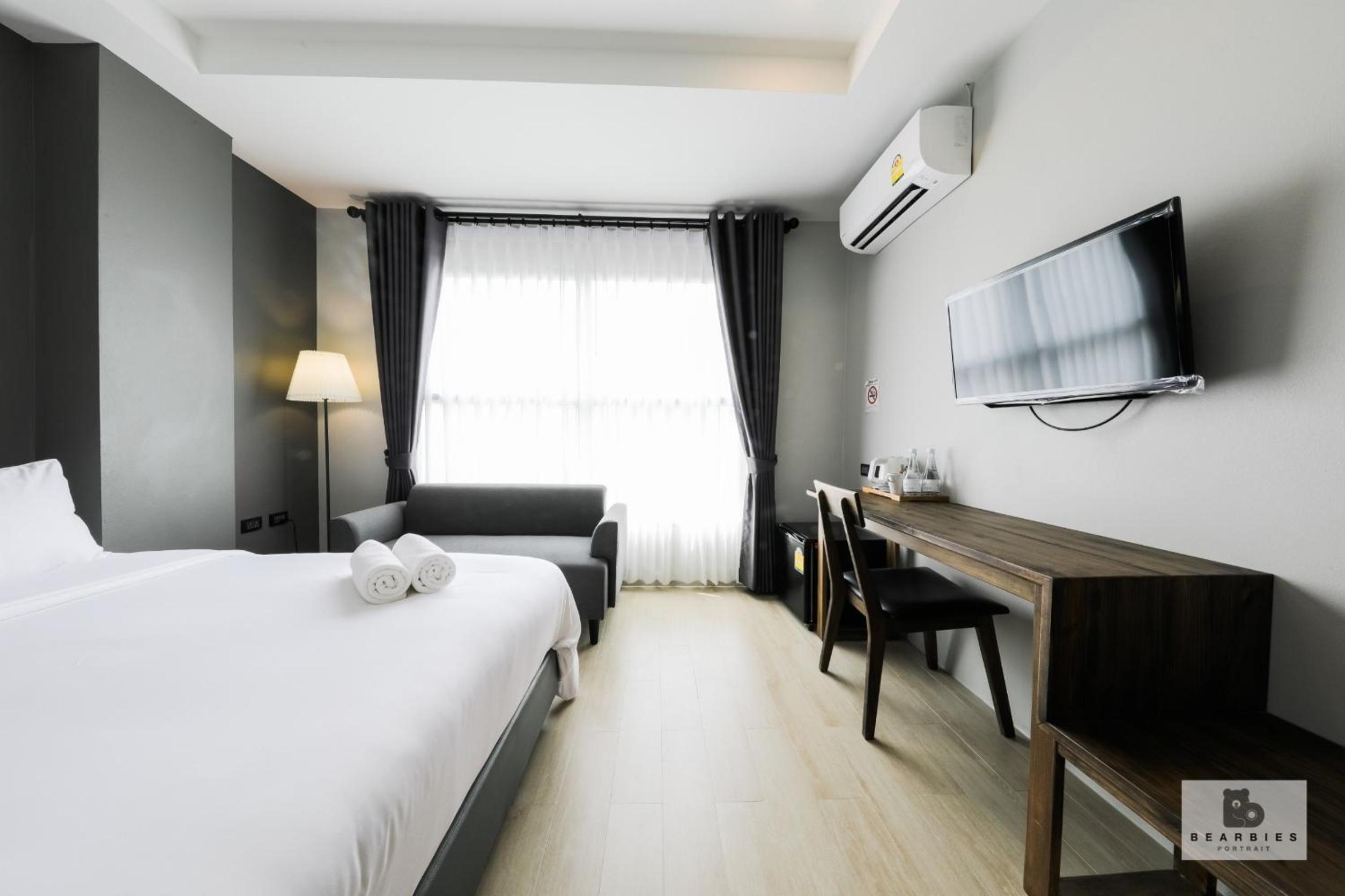 Standard Double Room - Photo 7