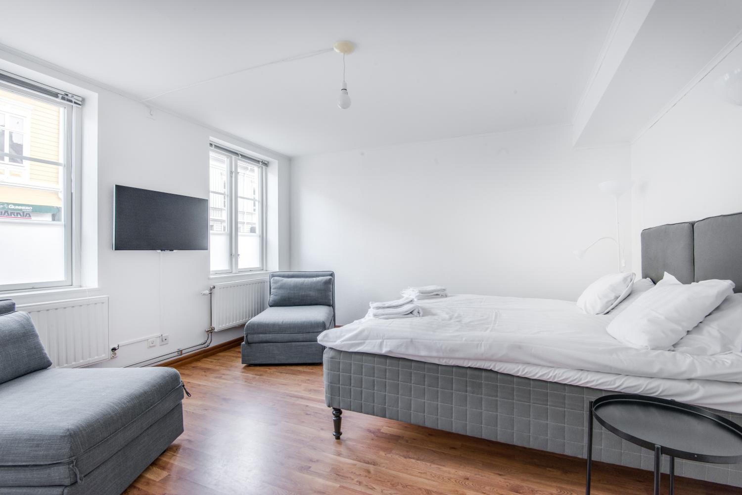 Apartment - Ground Floor - Photo 1