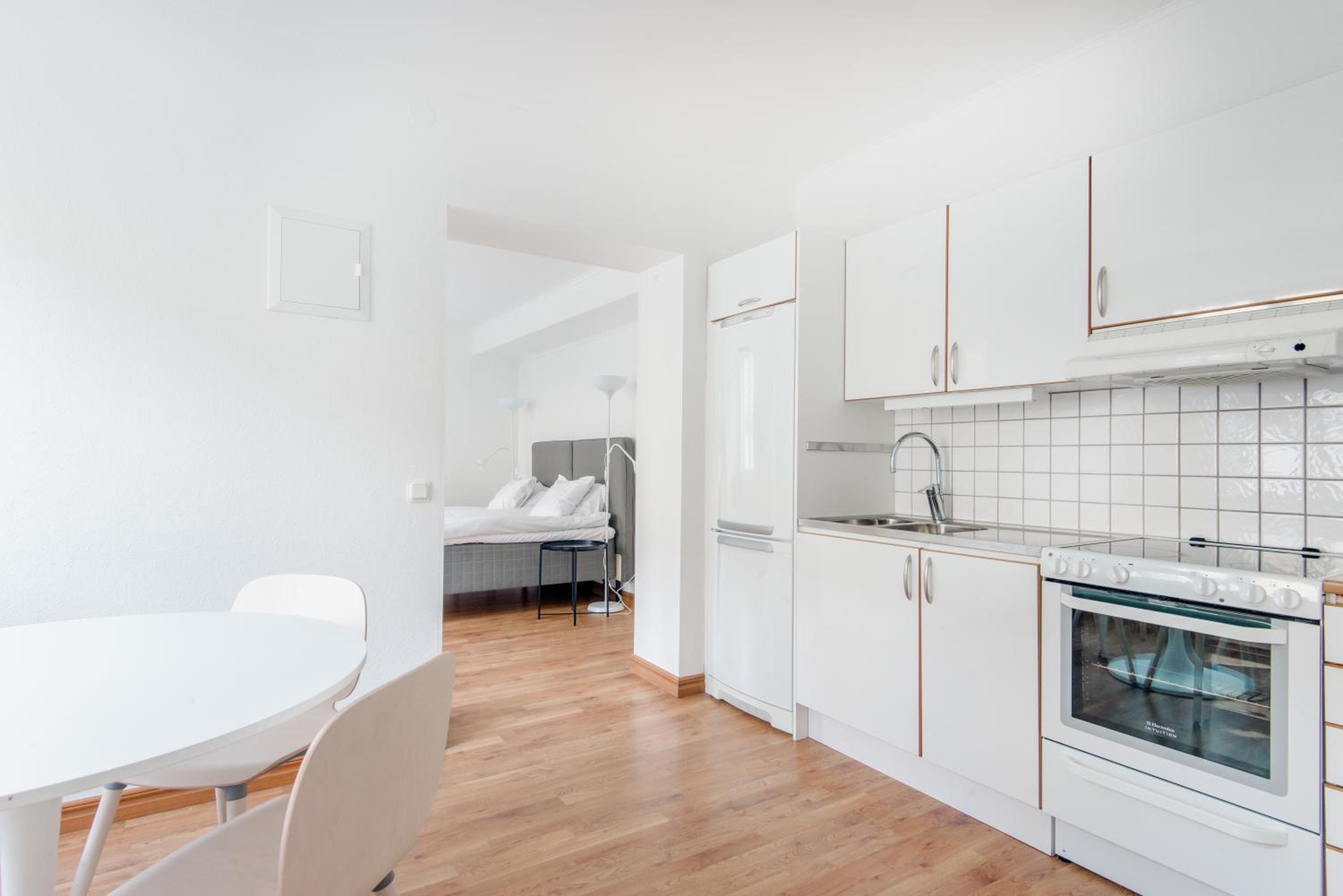 Apartment - Ground Floor - Photo 3