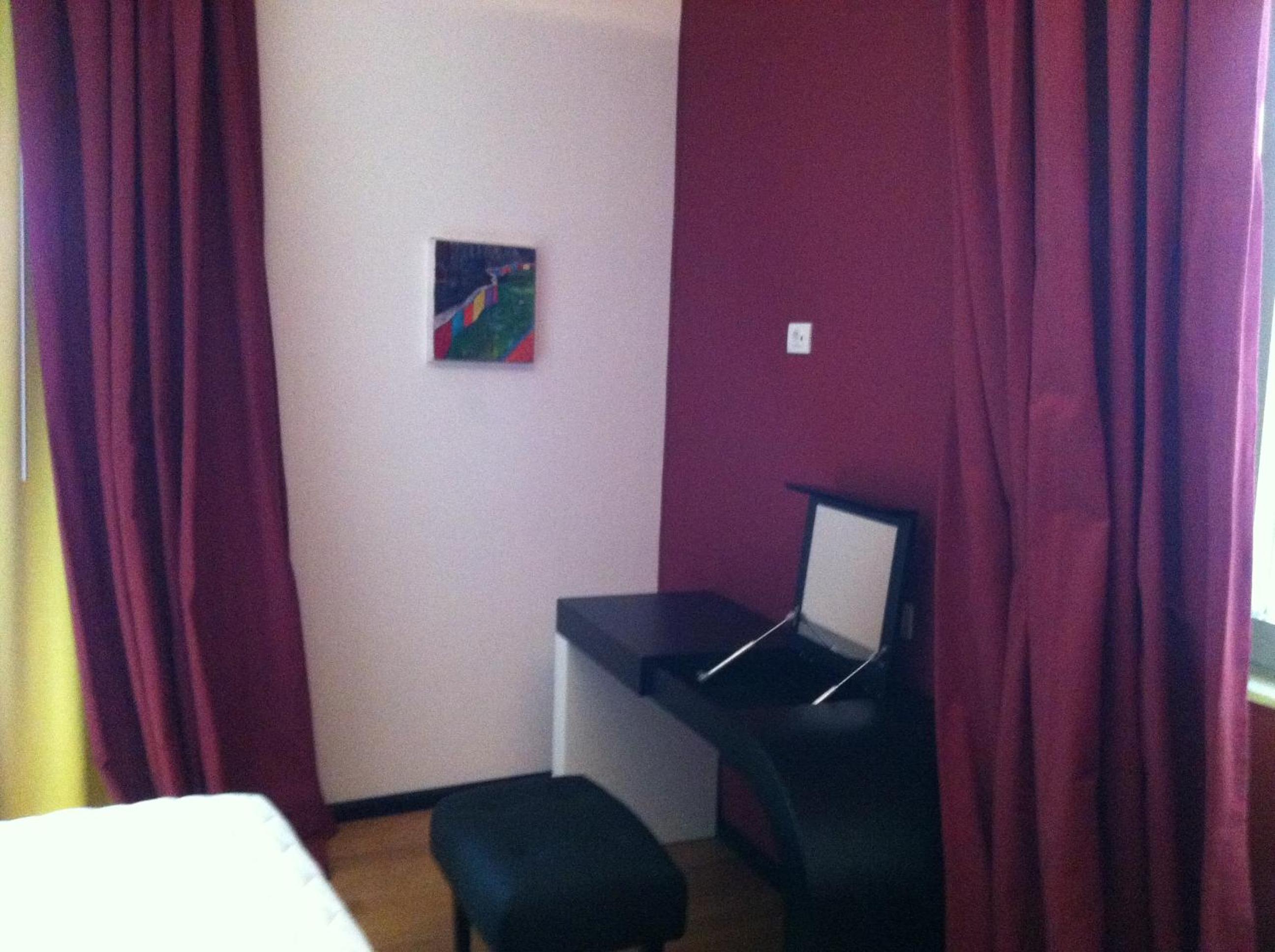 Deluxe Twin Room photo 2