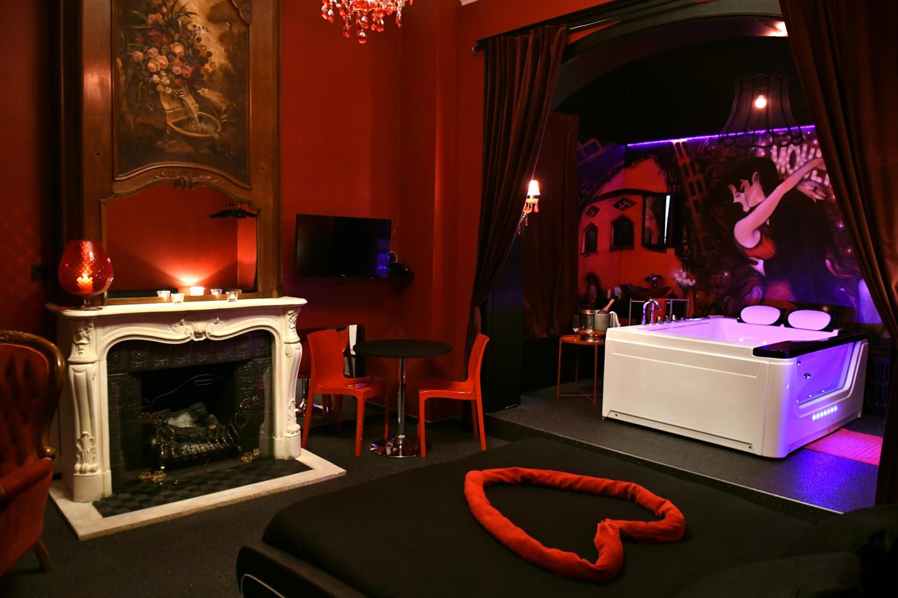 King Room with Spa Bath