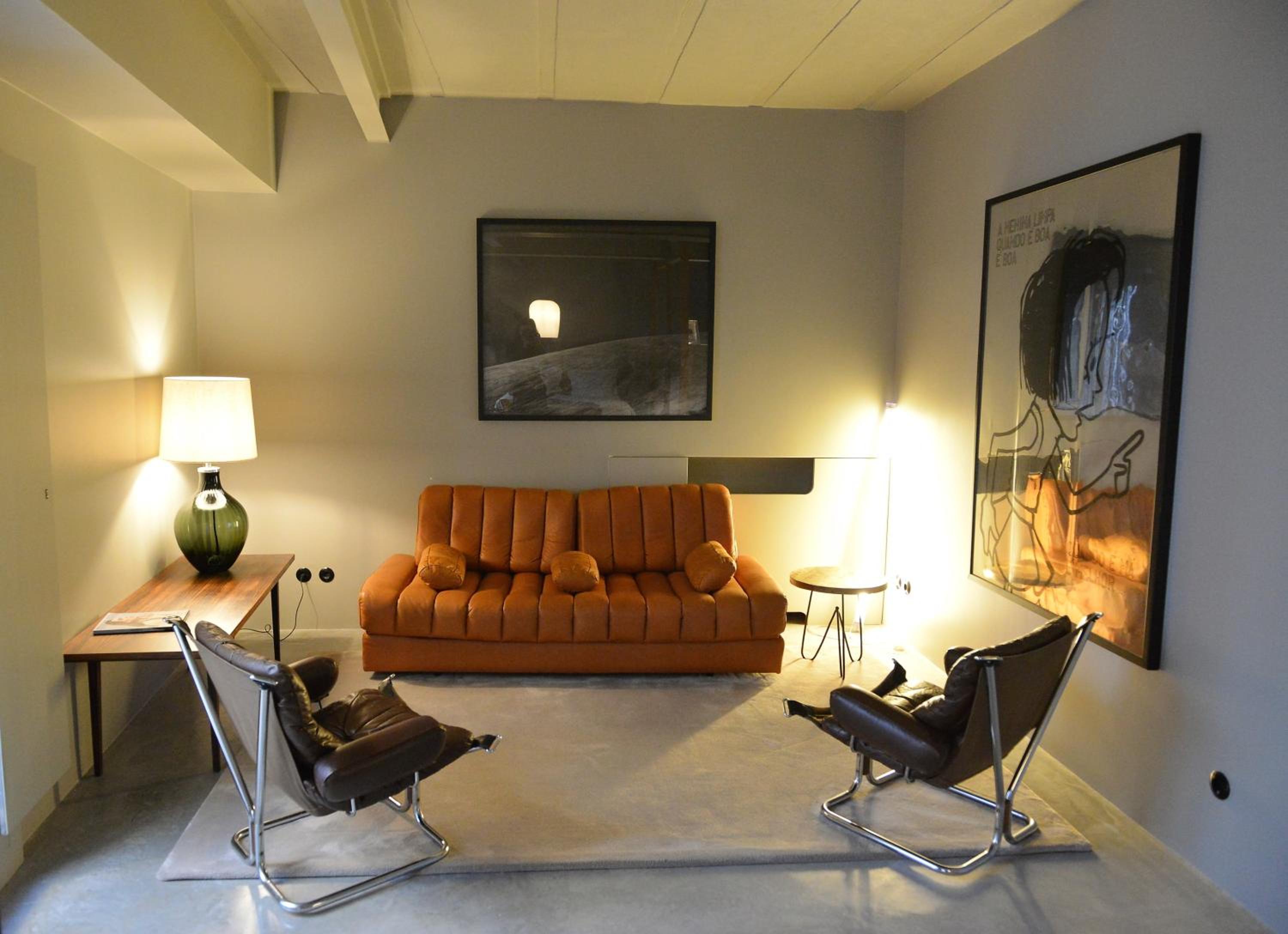 Deluxe Loft with Balcony thumbnail 5