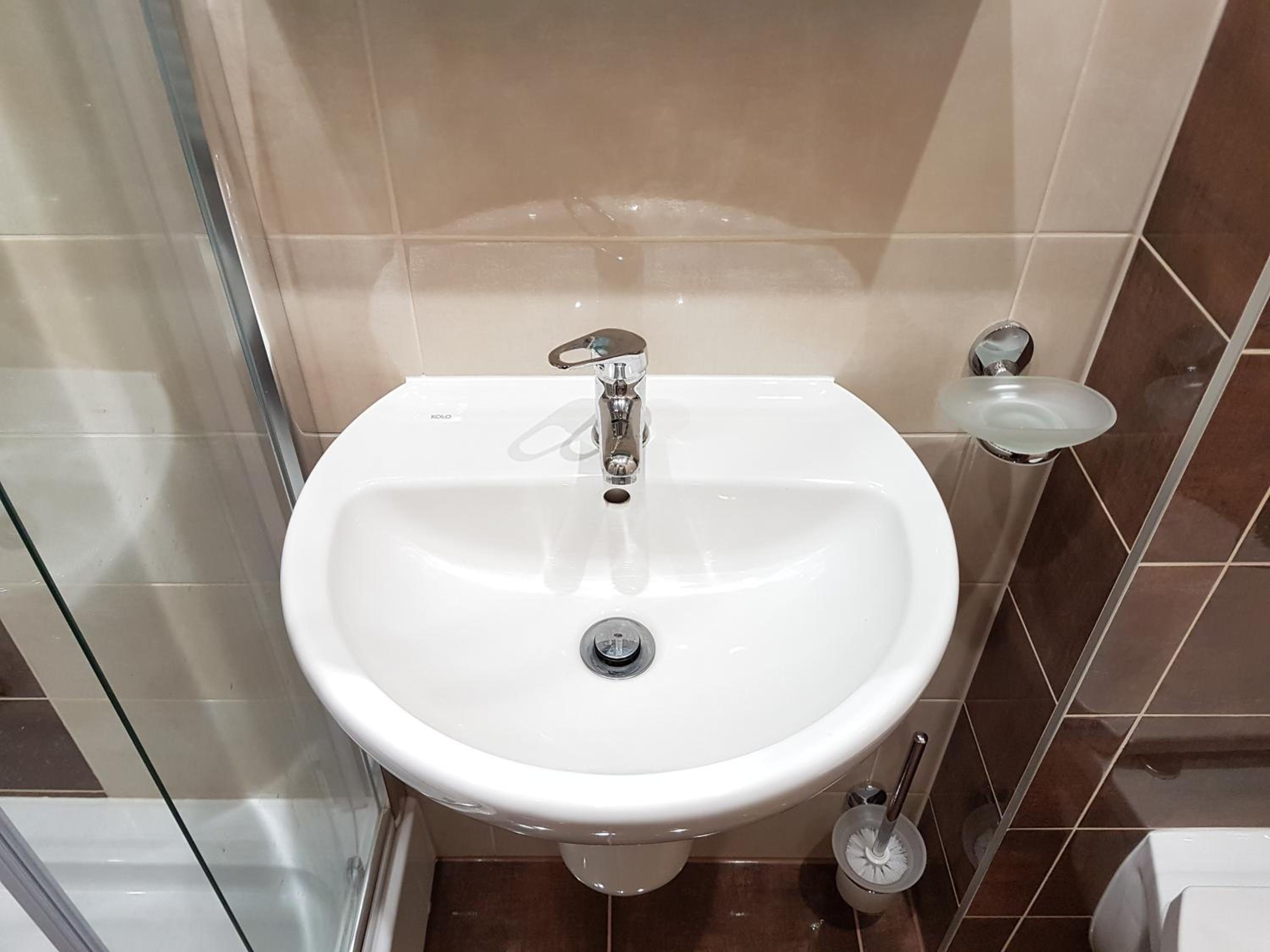 Triple Room with Private Bathroom photo 2