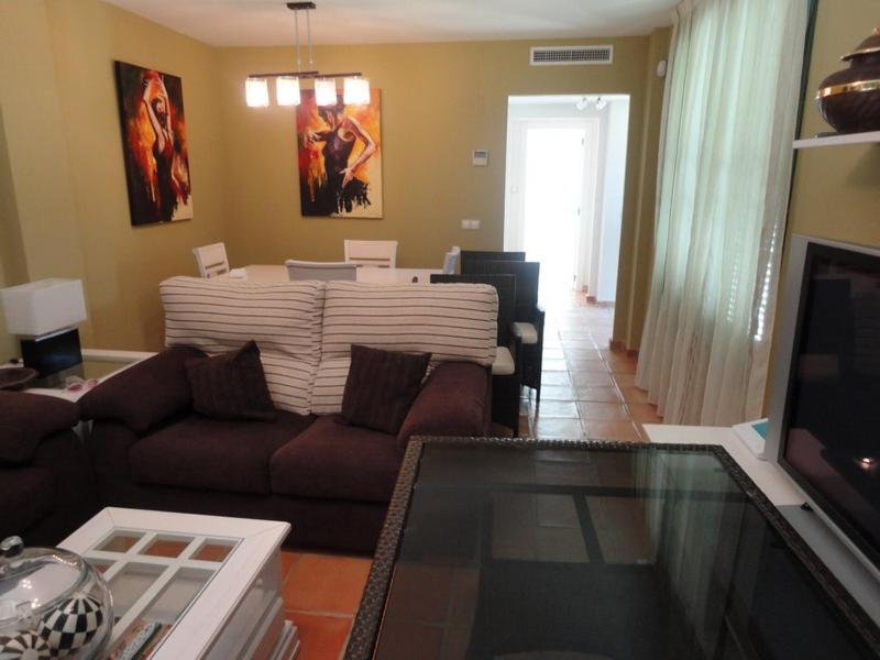 Two-Bedroom House photo 3