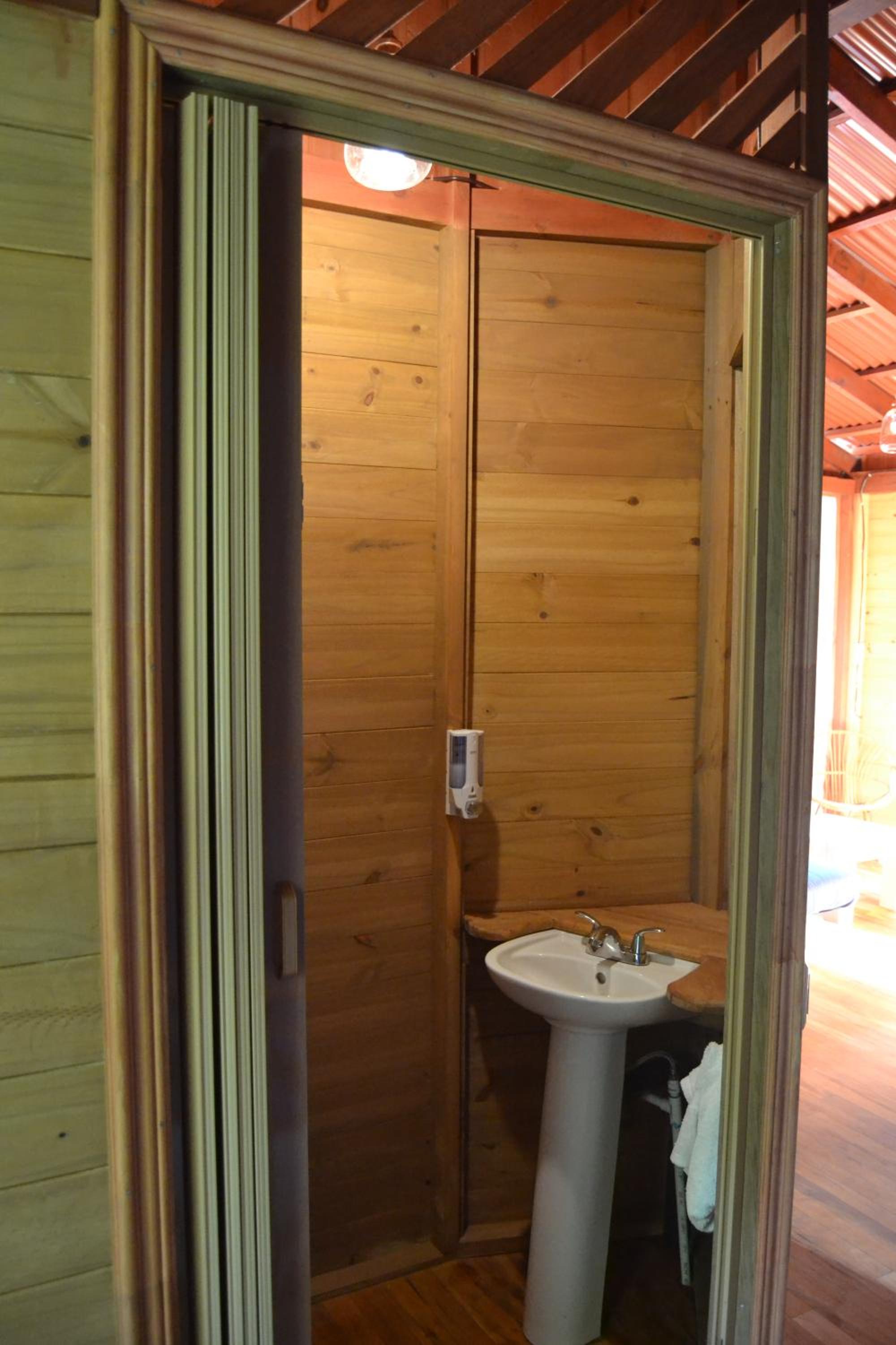Two-Bedroom House - Photo 4