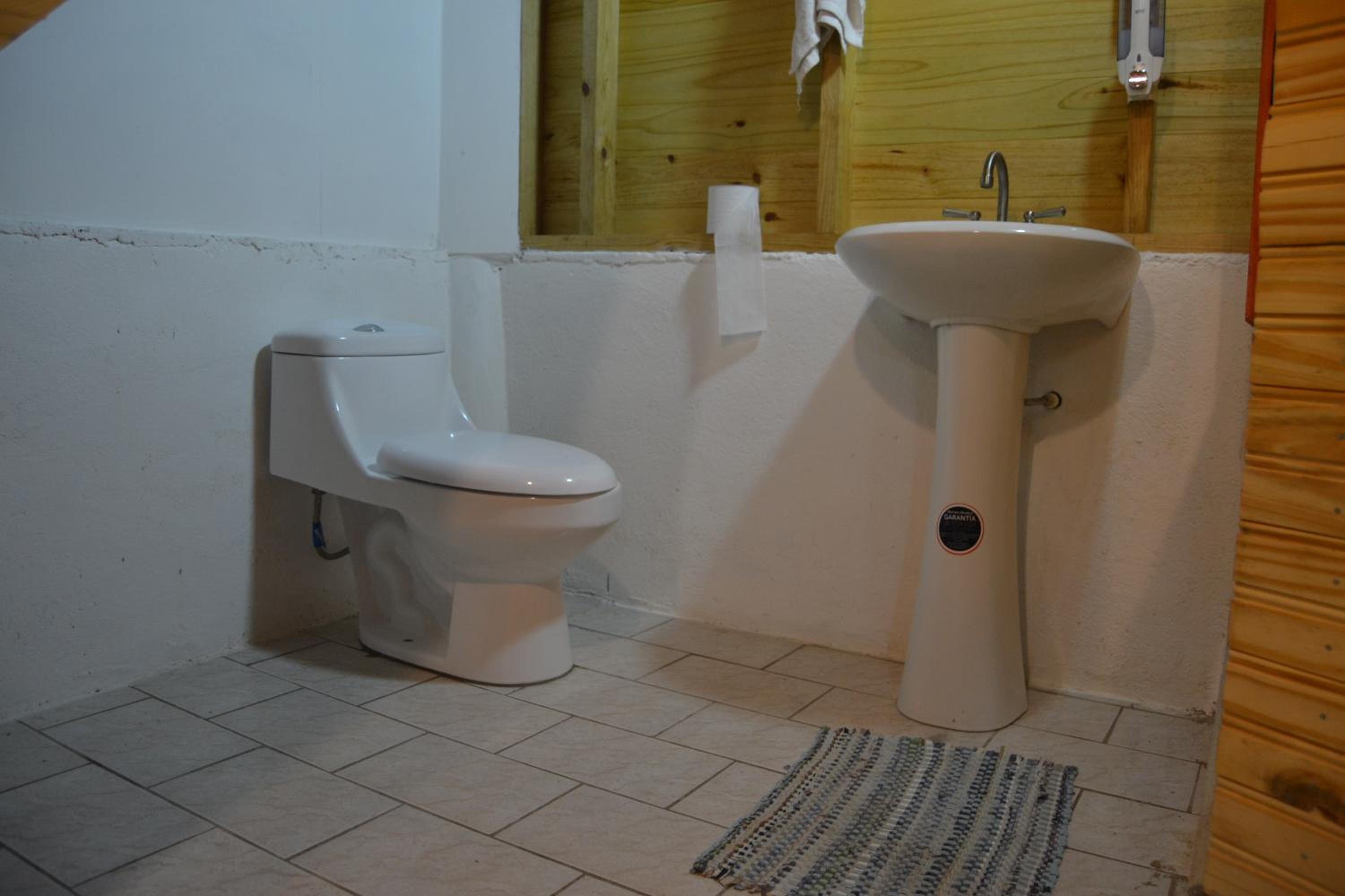 Two-Bedroom House - Photo 12