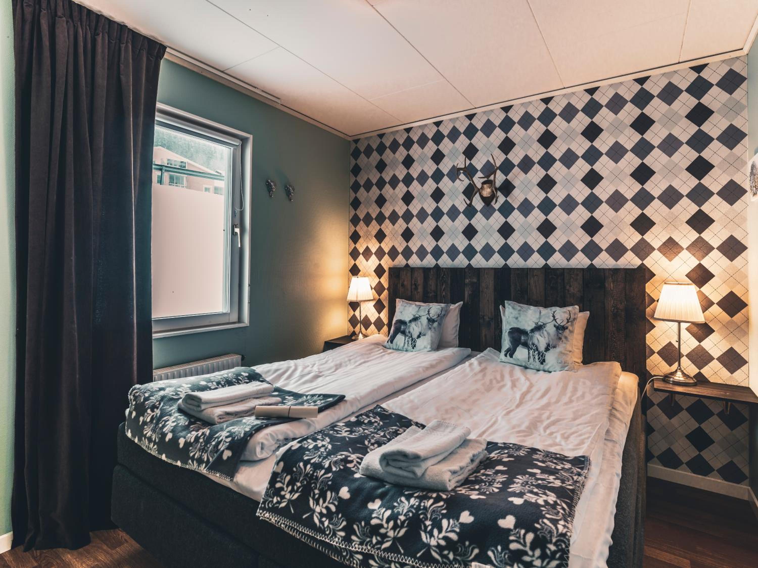 Double or Twin Room with Shared Bathroom photo 2